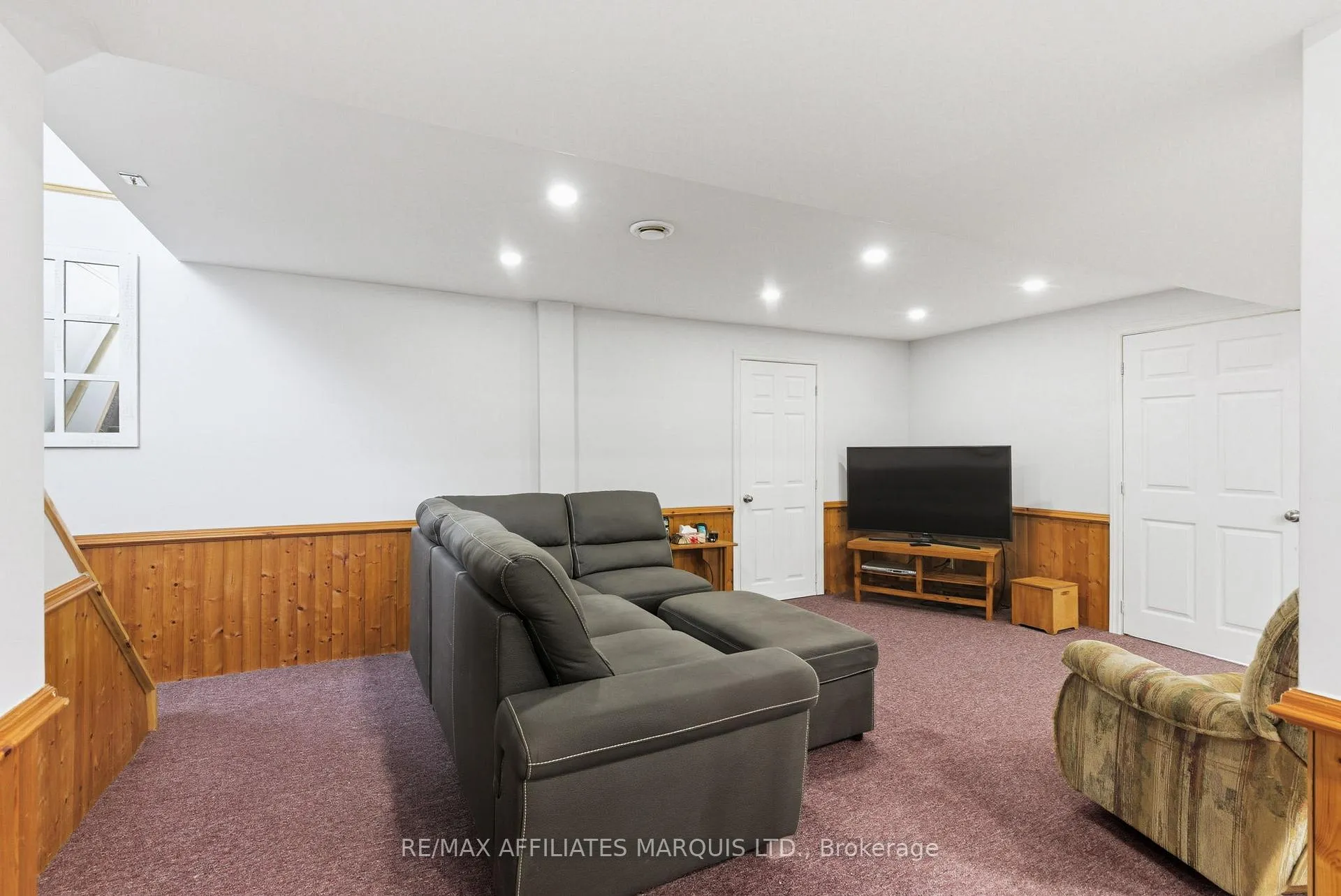 Photo 22 of 1113 Brock Street, Cornwall — HOMEH