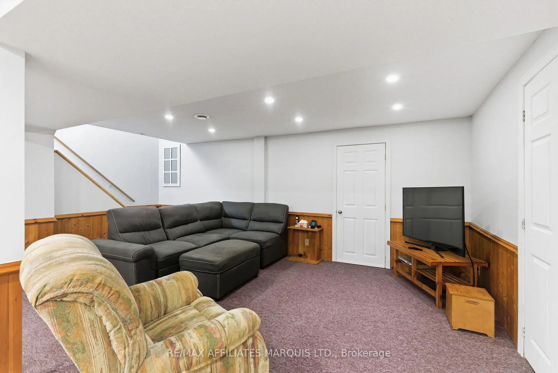 Photo 23 of 1113 Brock Street, Cornwall — HOMEH