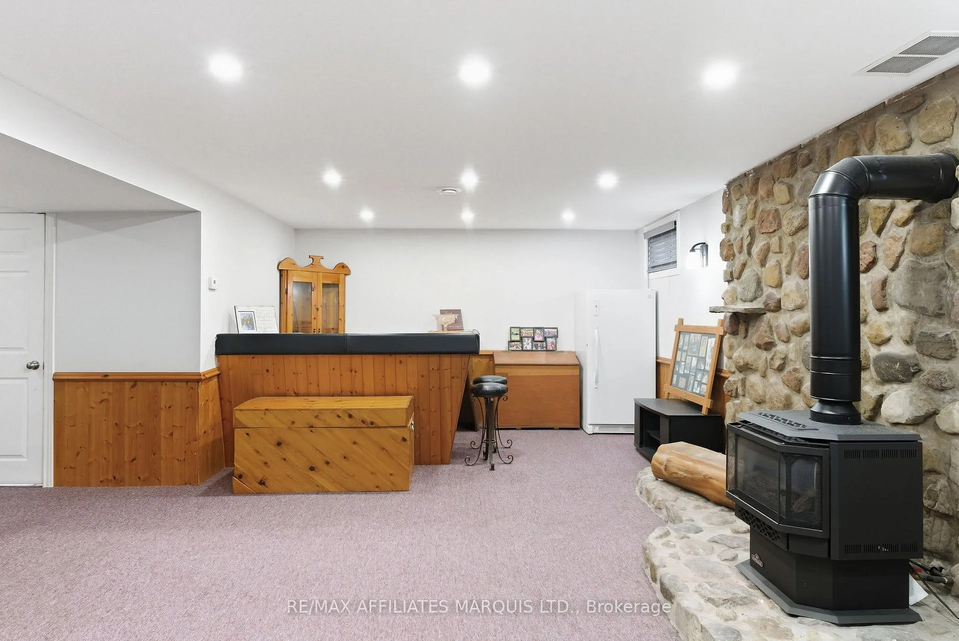 Photo 26 of 1113 Brock Street, Cornwall — HOMEH