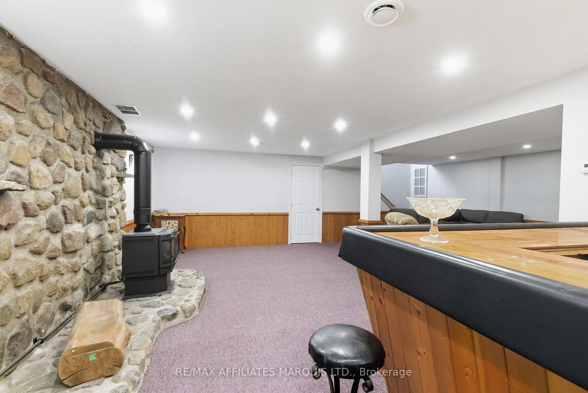 Photo 27 of 1113 Brock Street, Cornwall — HOMEH