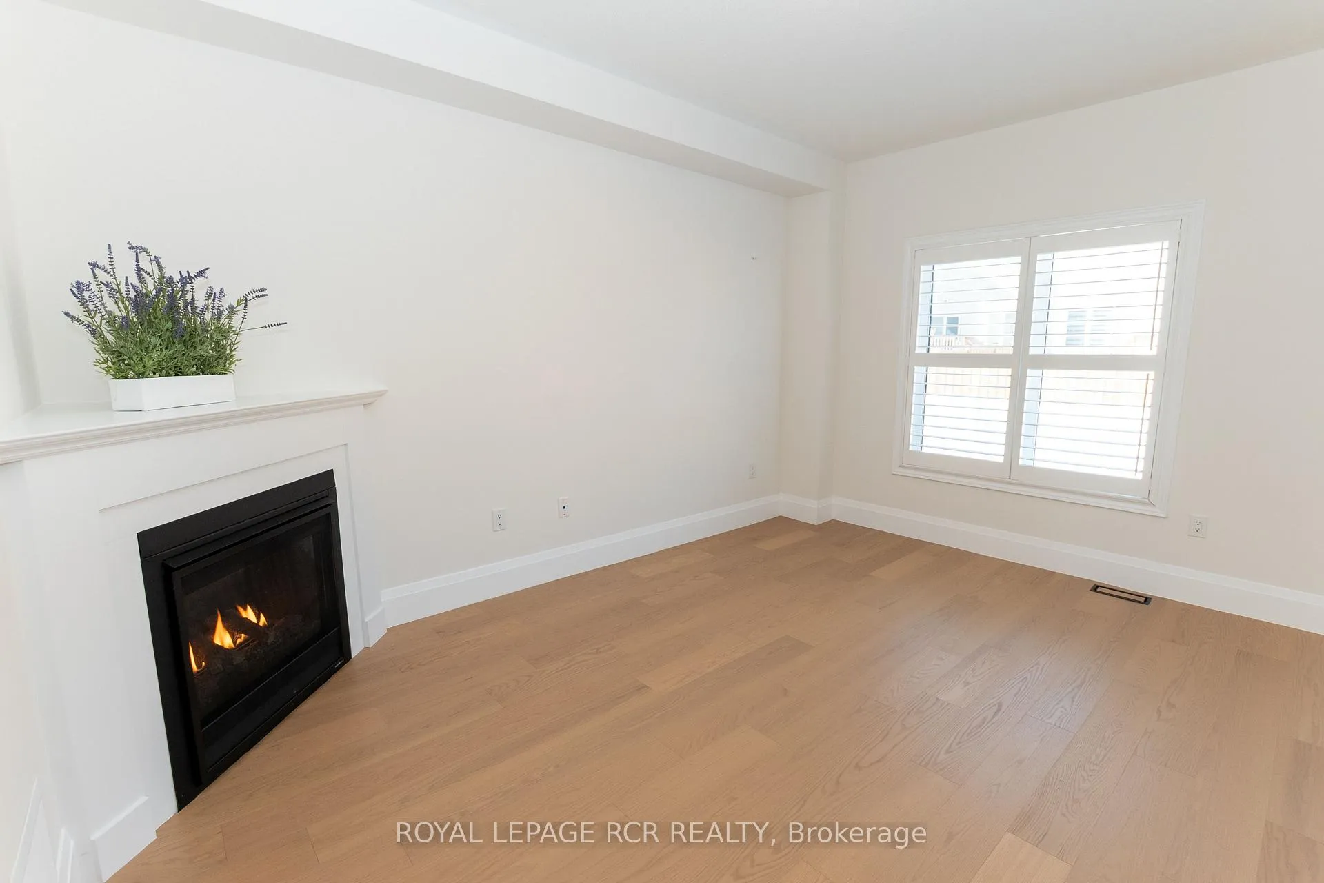Photo 9 of 206 Barnett Drive, Shelburne — HOMEH