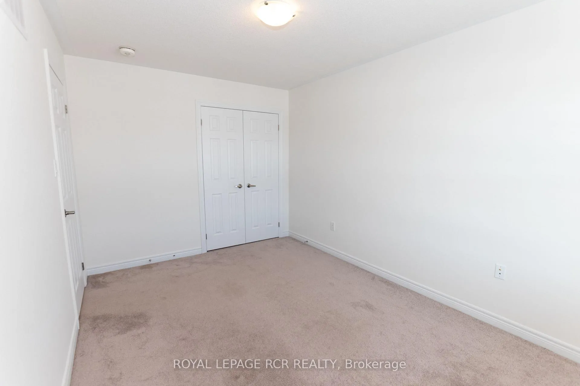 Photo 14 of 206 Barnett Drive, Shelburne — HOMEH