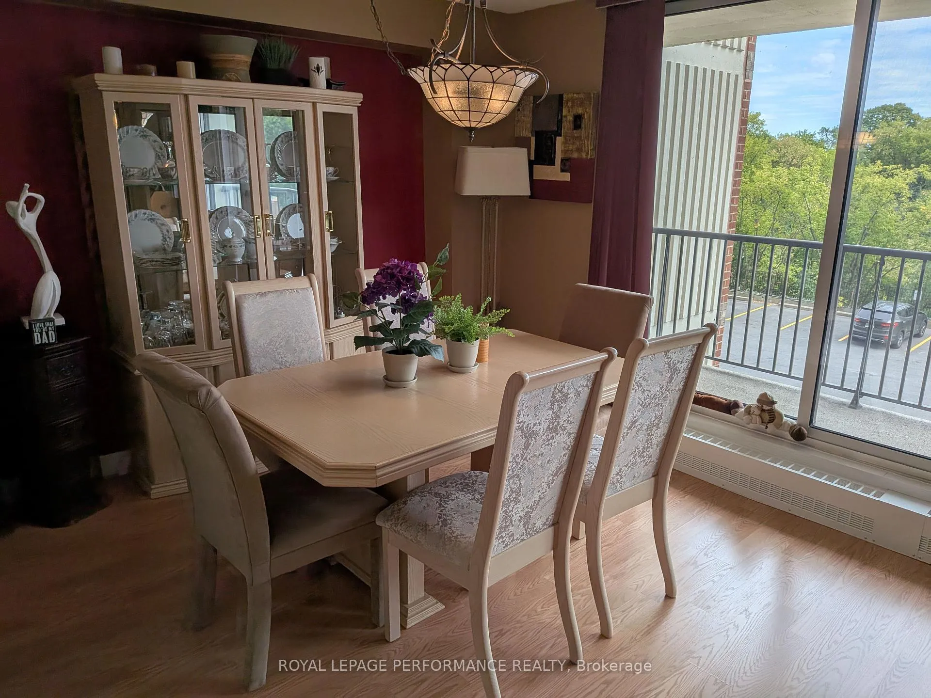 Photo 4 of Unit 309, 665 Bathgate Drive, Ottawa, Carson Meadows — HOMEH