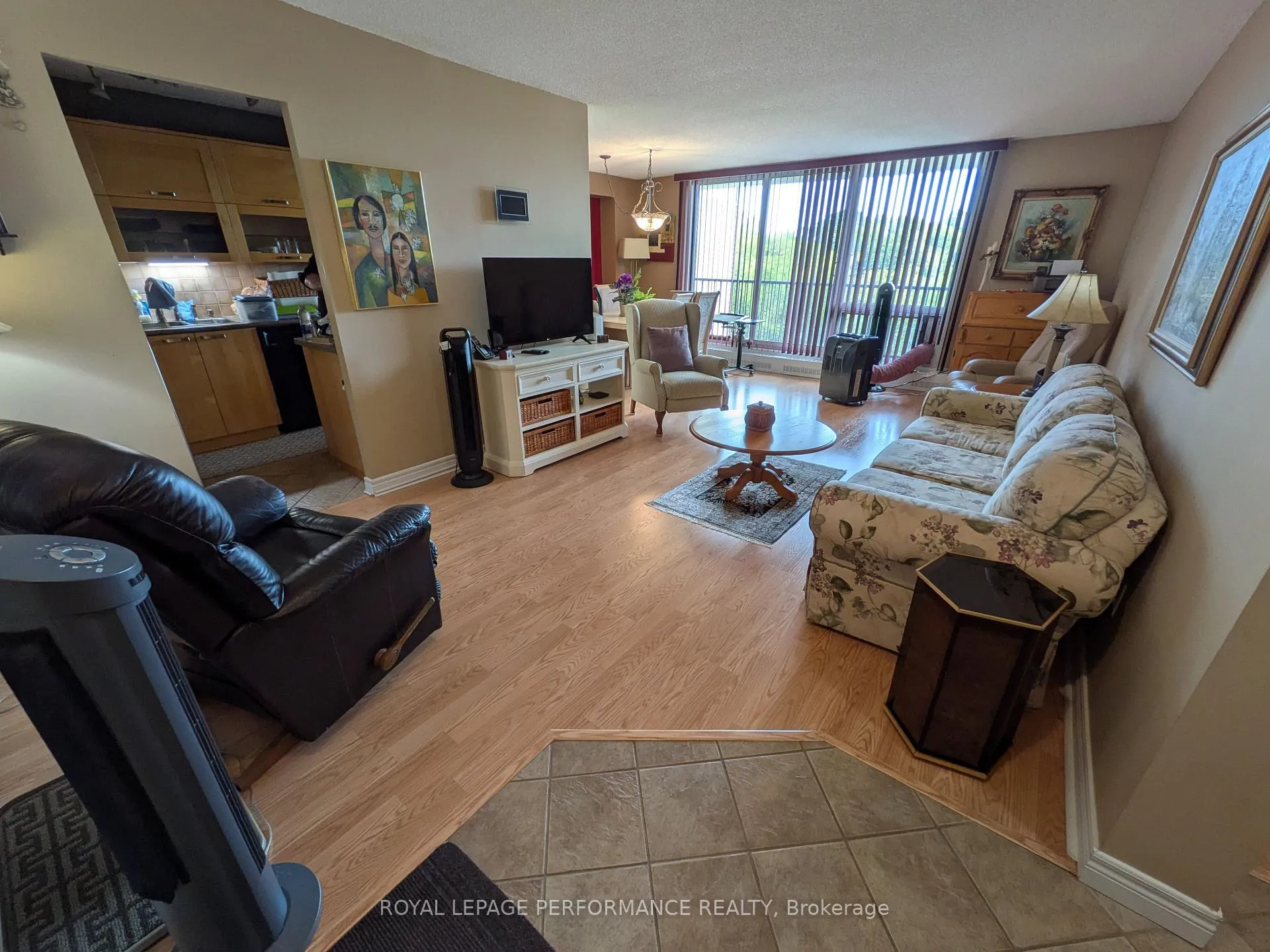 Photo 11 of Unit 309, 665 Bathgate Drive, Ottawa, Carson Meadows — HOMEH