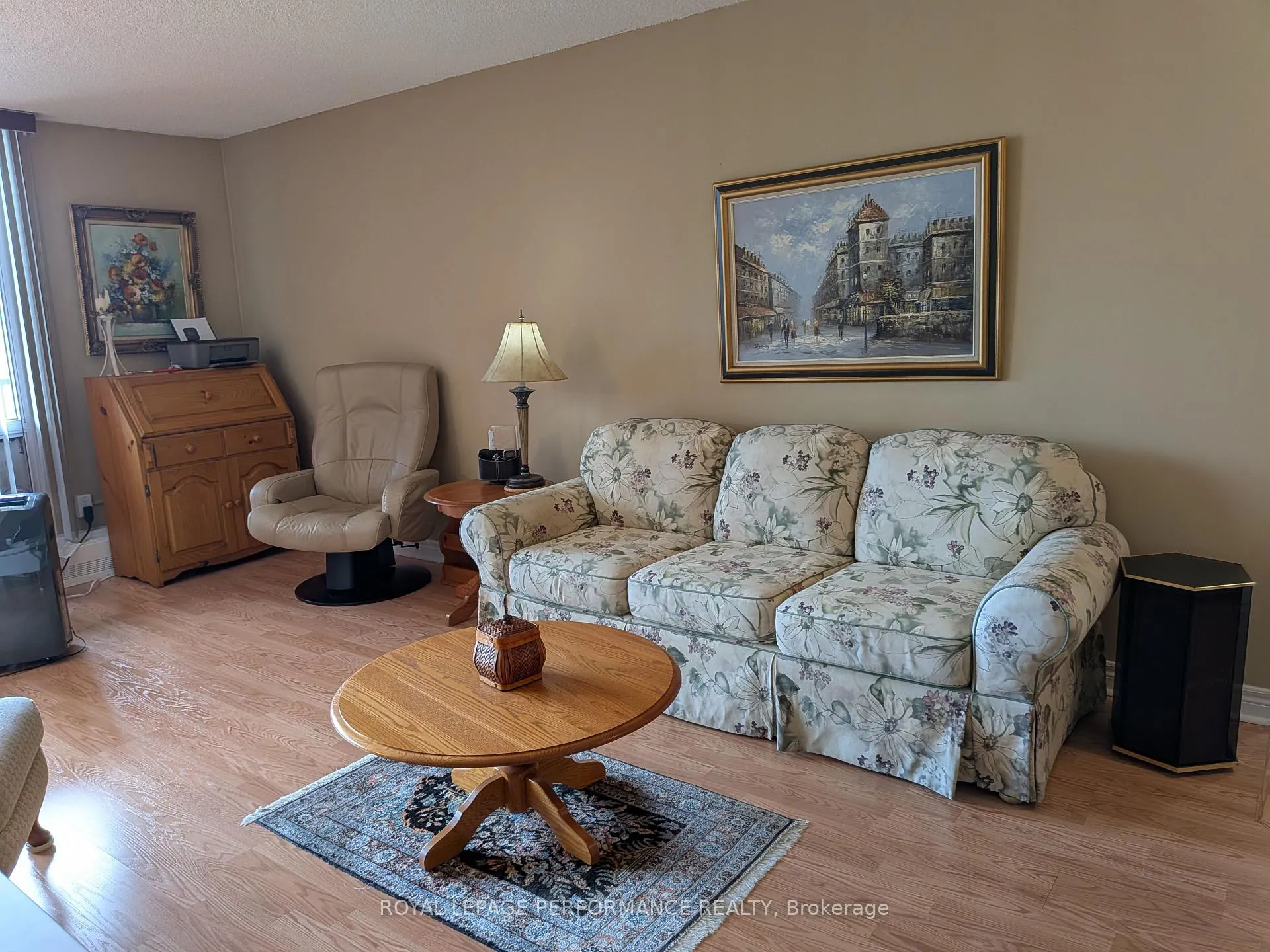 Photo 12 of Unit 309, 665 Bathgate Drive, Ottawa, Carson Meadows — HOMEH