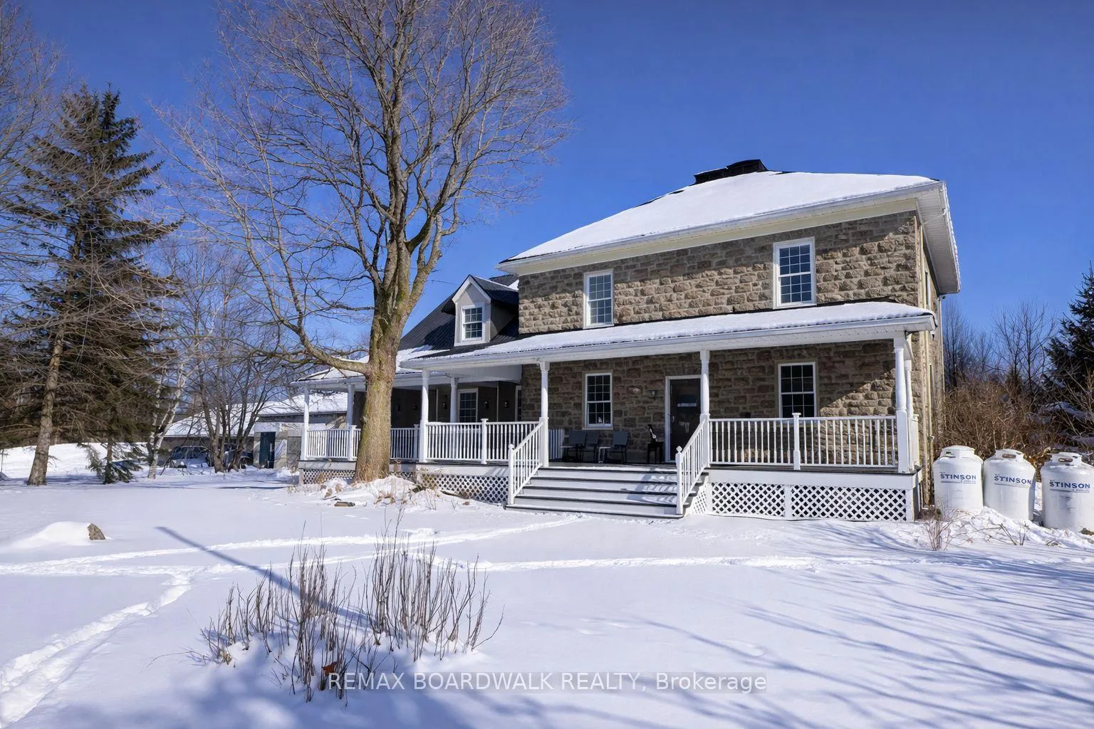 Photo 2 of 7053 Connell Road, Edwardsburgh/Cardinal, Edwardsburgh/Cardinal Twp — HOMEH