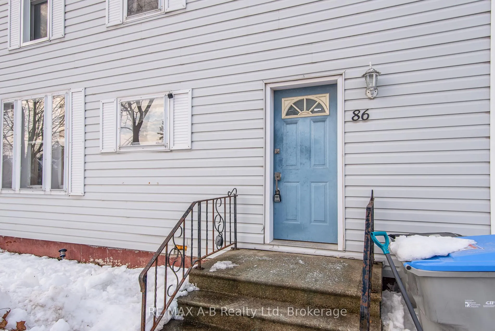 Photo 2 of 86 King Street, Bluewater, Hensall — HOMEH