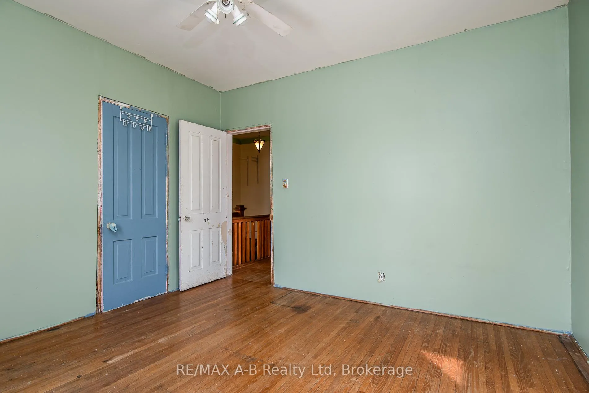 Photo 36 of 86 King Street, Bluewater, Hensall — HOMEH