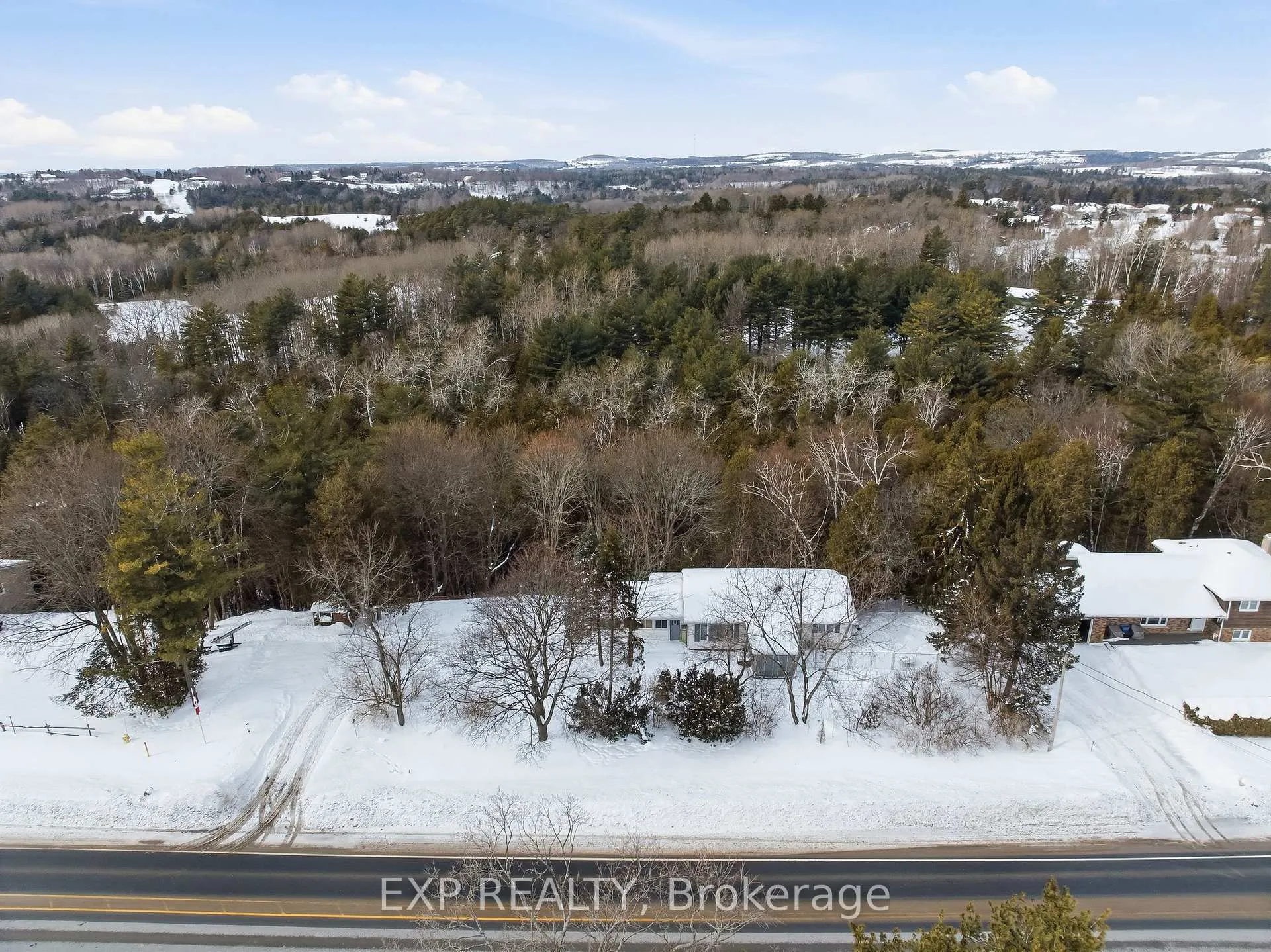 Photo 1 of 4558 County Road 45, Hamilton Township, Baltimore — HOMEH