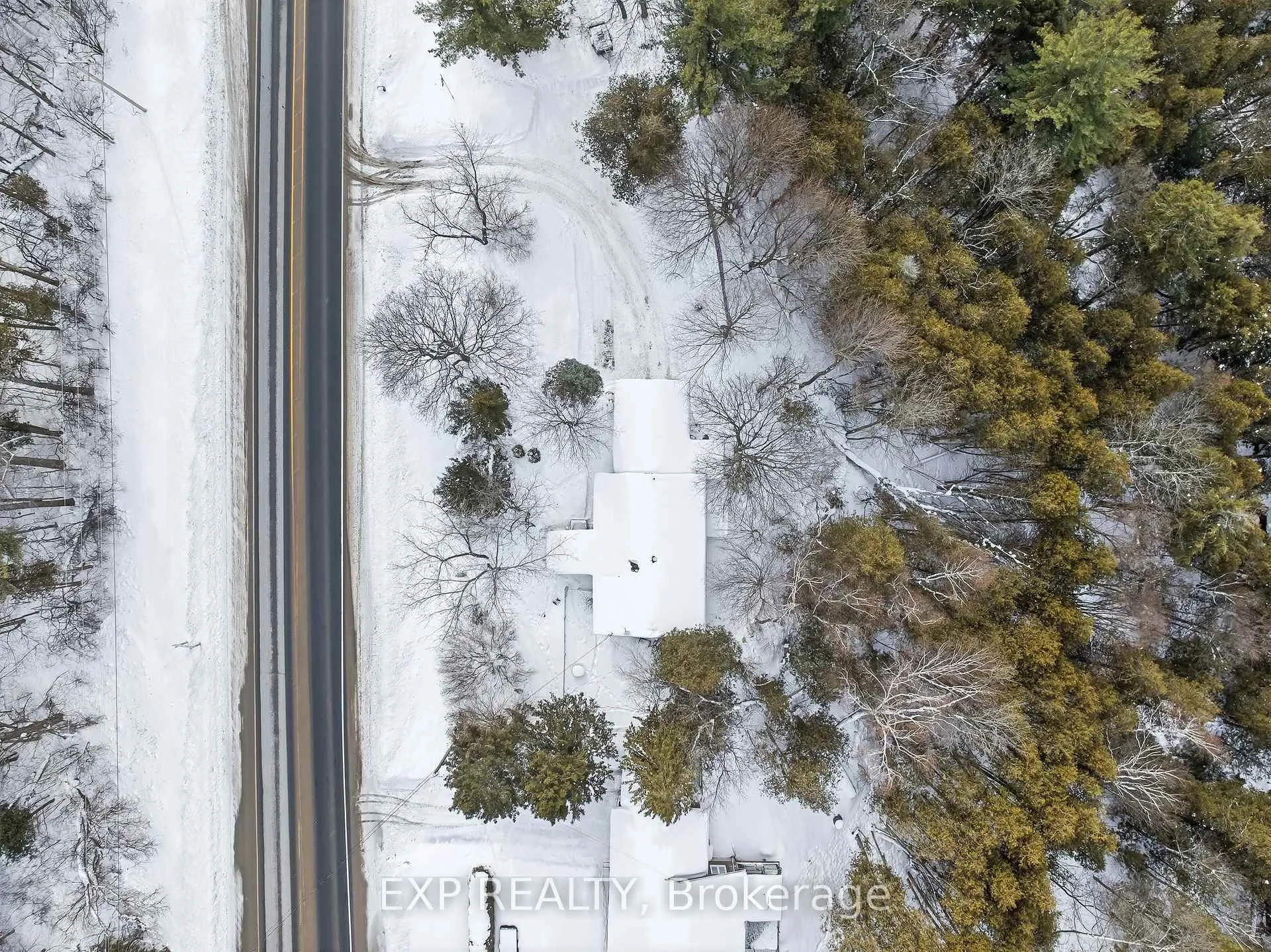 Photo 4 of 4558 County Road 45, Hamilton Township, Baltimore — HOMEH
