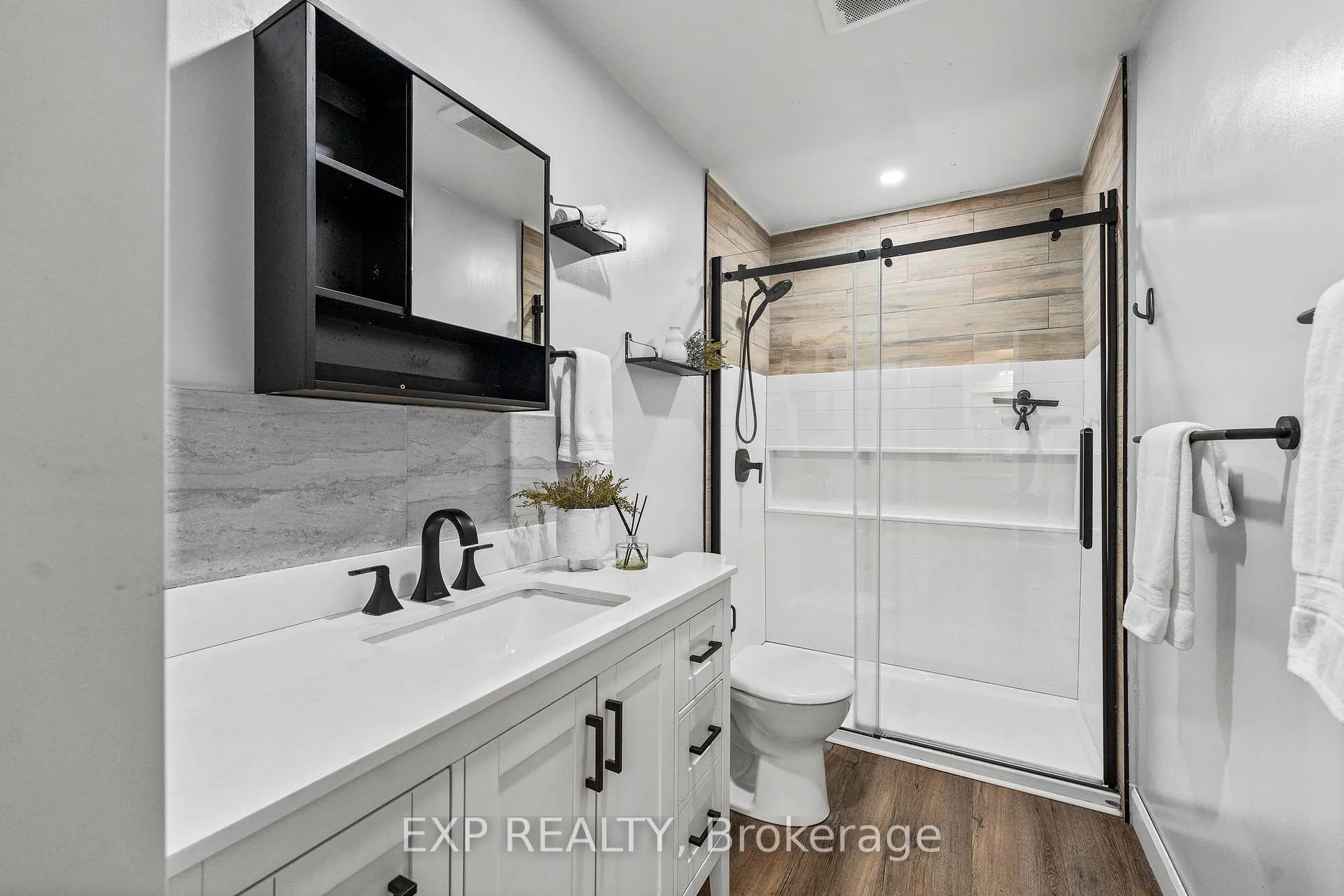 Photo 16 of 4558 County Road 45, Hamilton Township, Baltimore — HOMEH