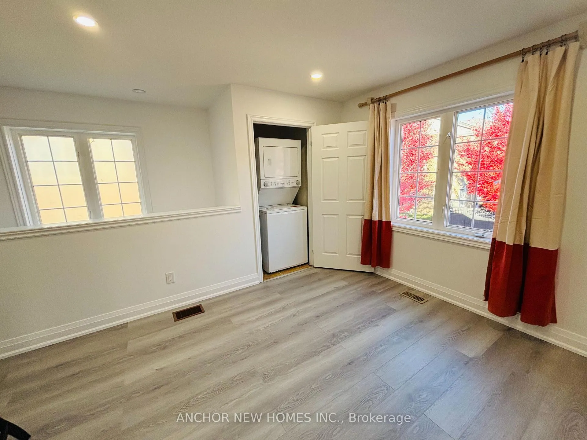 Photo 10 of Unit (Coach House), 25 Northvale Road, Markham, Cornell — HOMEH