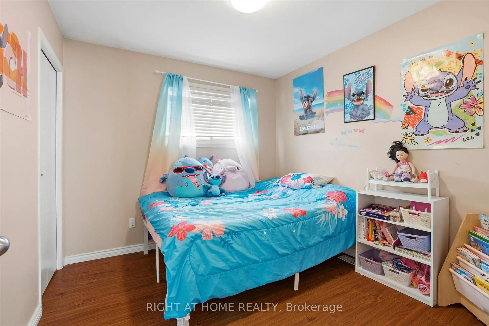 Photo 10 of 198 Ferndale Drive N, Barrie, Edgehill Drive — HOMEH