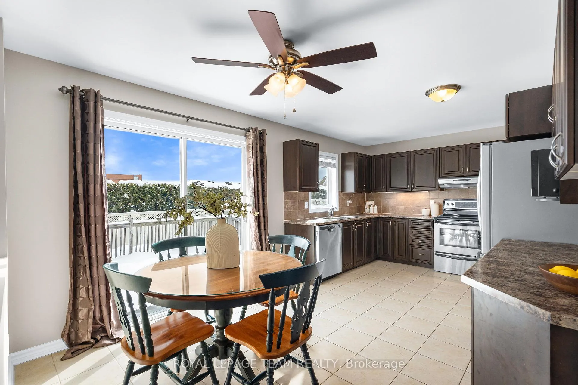 Photo 16 of 228 Branthaven Street, Ottawa, Avalon East — HOMEH