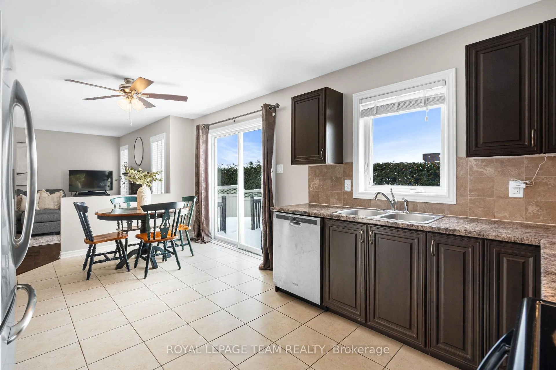 Photo 23 of 228 Branthaven Street, Ottawa, Avalon East — HOMEH