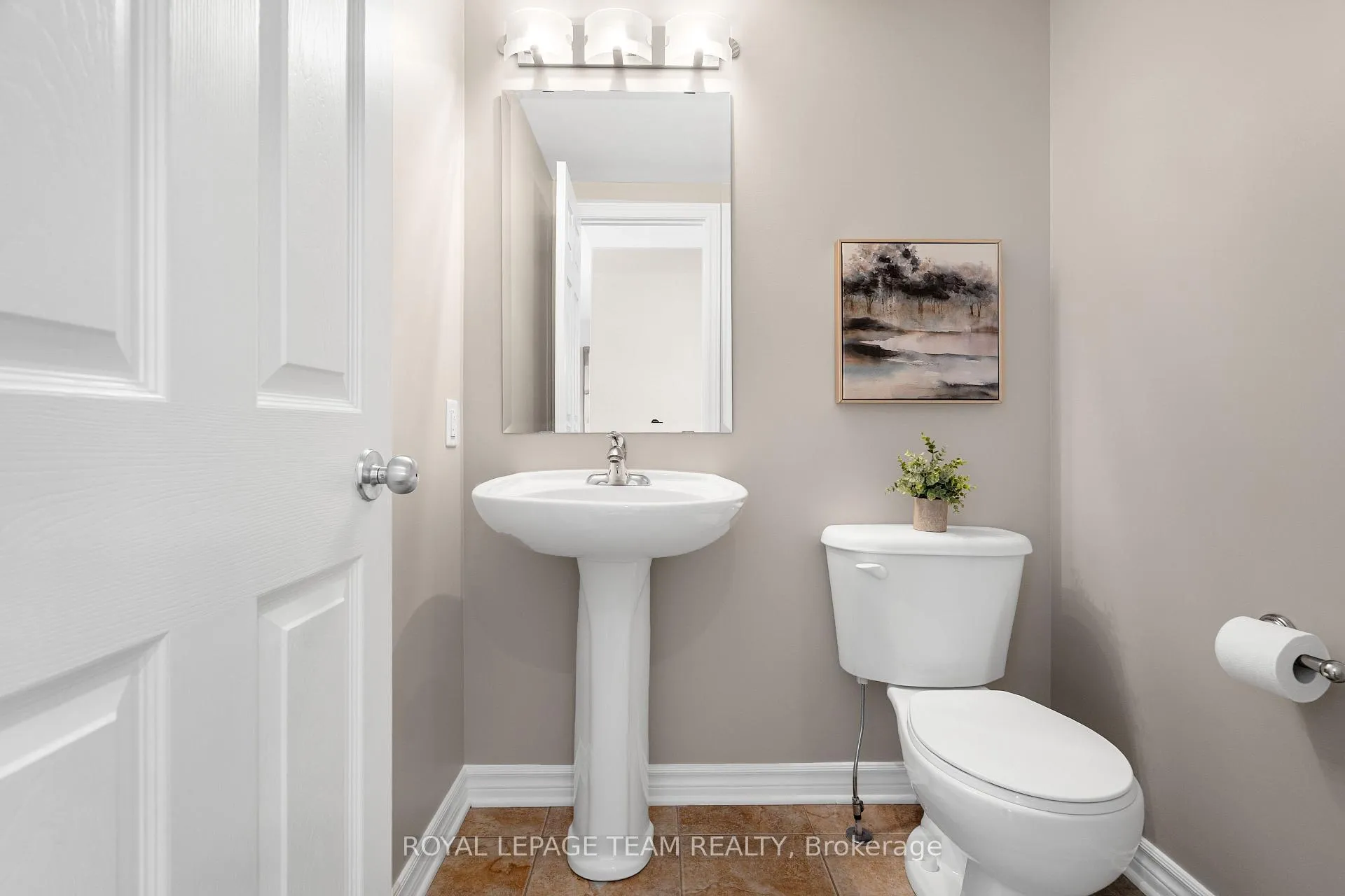 Photo 29 of 228 Branthaven Street, Ottawa, Avalon East — HOMEH