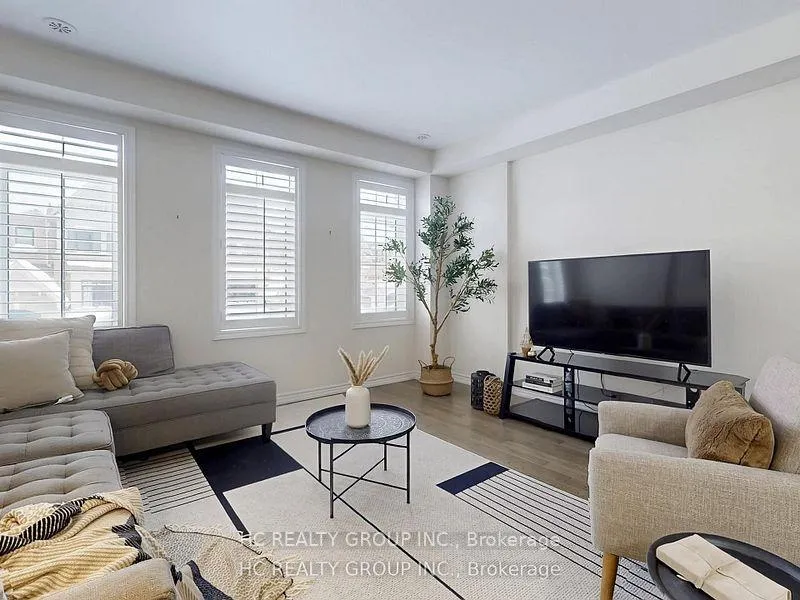 Photo 2 of 14 Isabella Peach Drive, Markham, Victoria Square — HOMEH