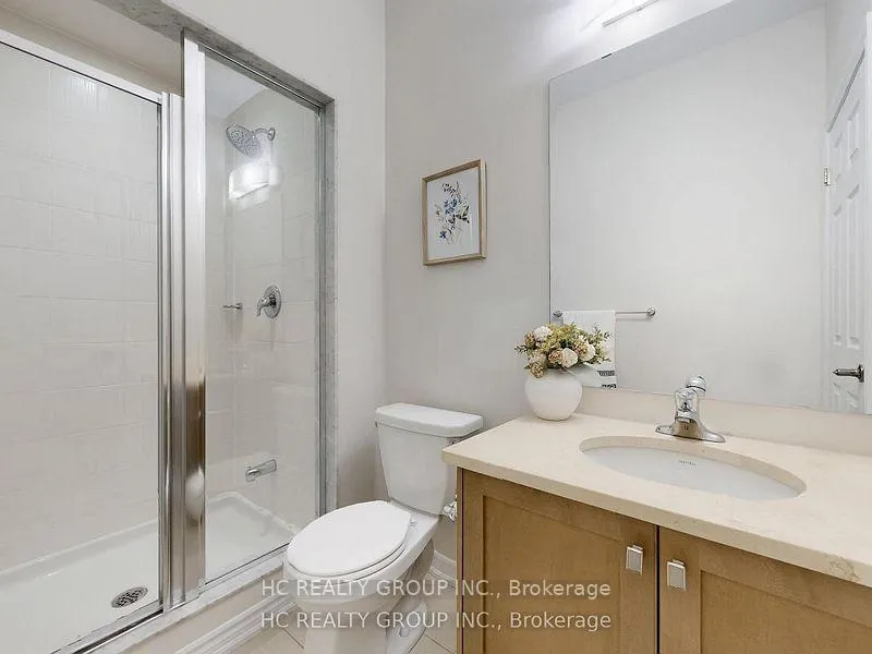 Photo 10 of 14 Isabella Peach Drive, Markham, Victoria Square — HOMEH