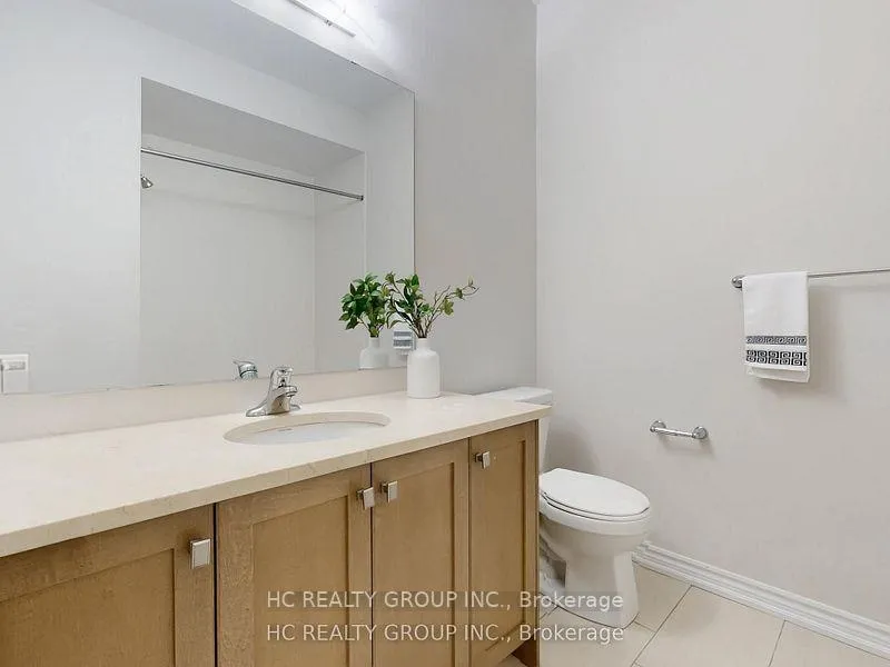 Photo 13 of 14 Isabella Peach Drive, Markham, Victoria Square — HOMEH