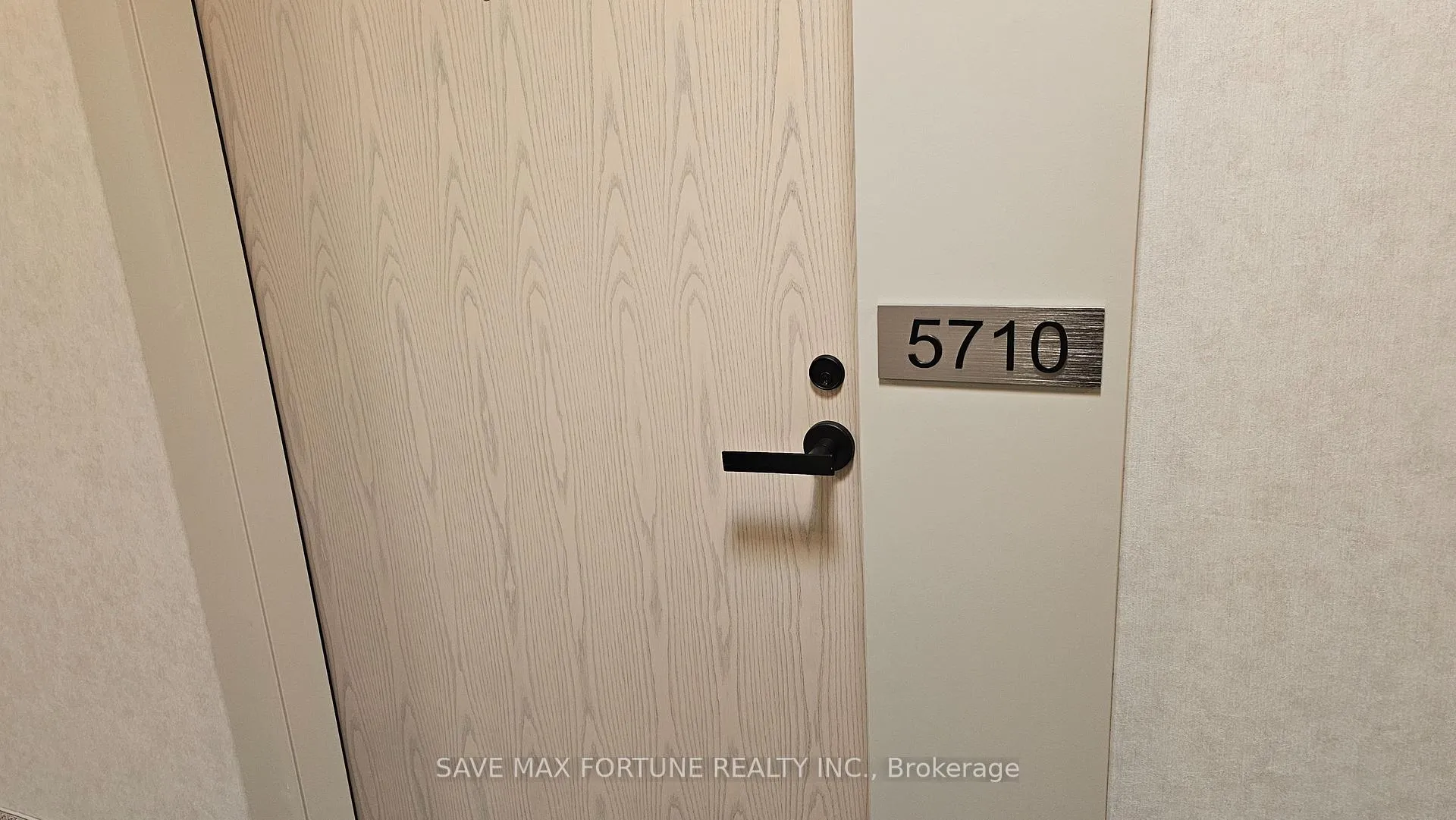Photo 6 of Unit 5710, 8 Interchange Way, Vaughan, Vaughan Corporate Centre — HOMEH