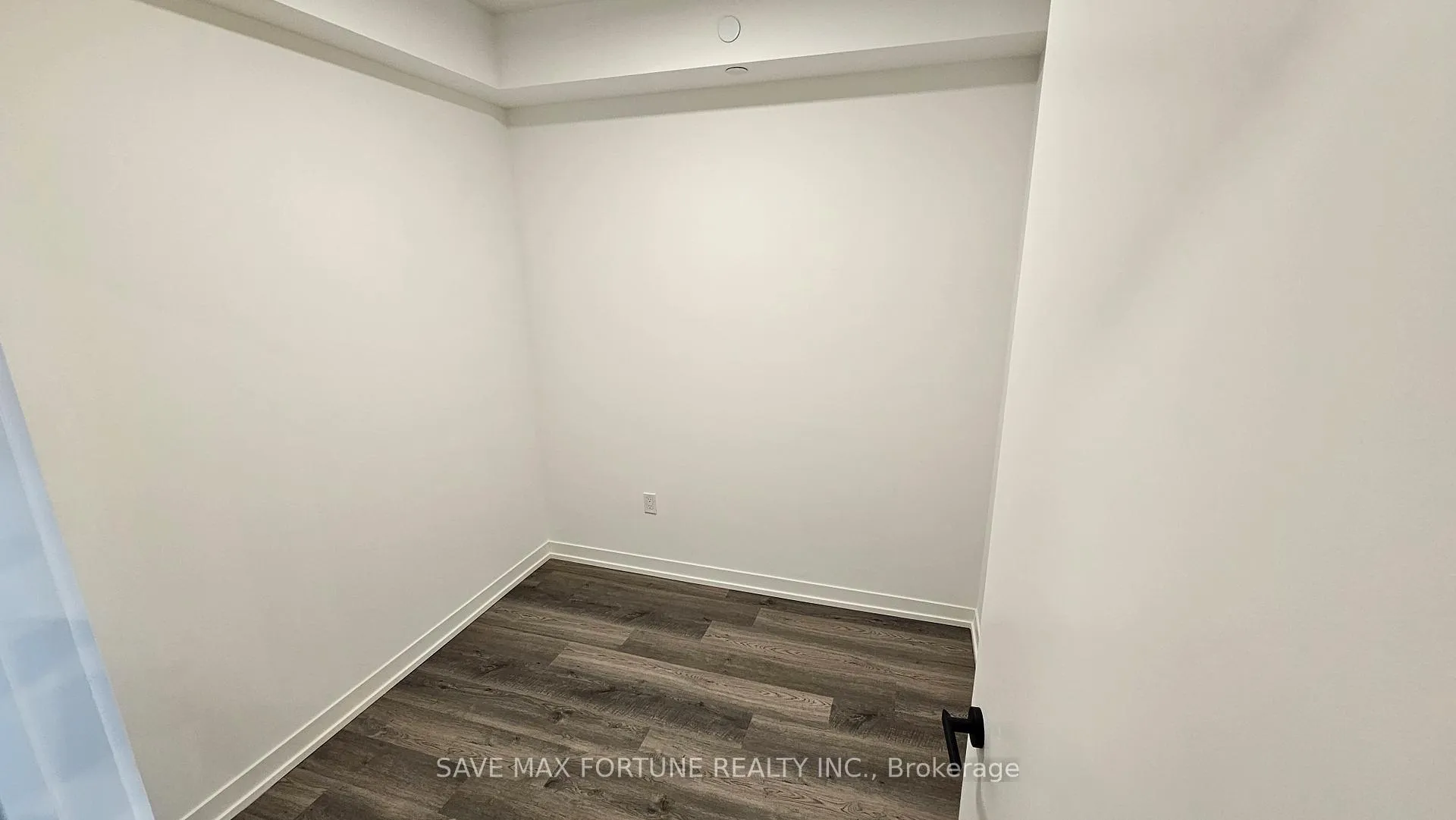 Photo 16 of Unit 5710, 8 Interchange Way, Vaughan, Vaughan Corporate Centre — HOMEH
