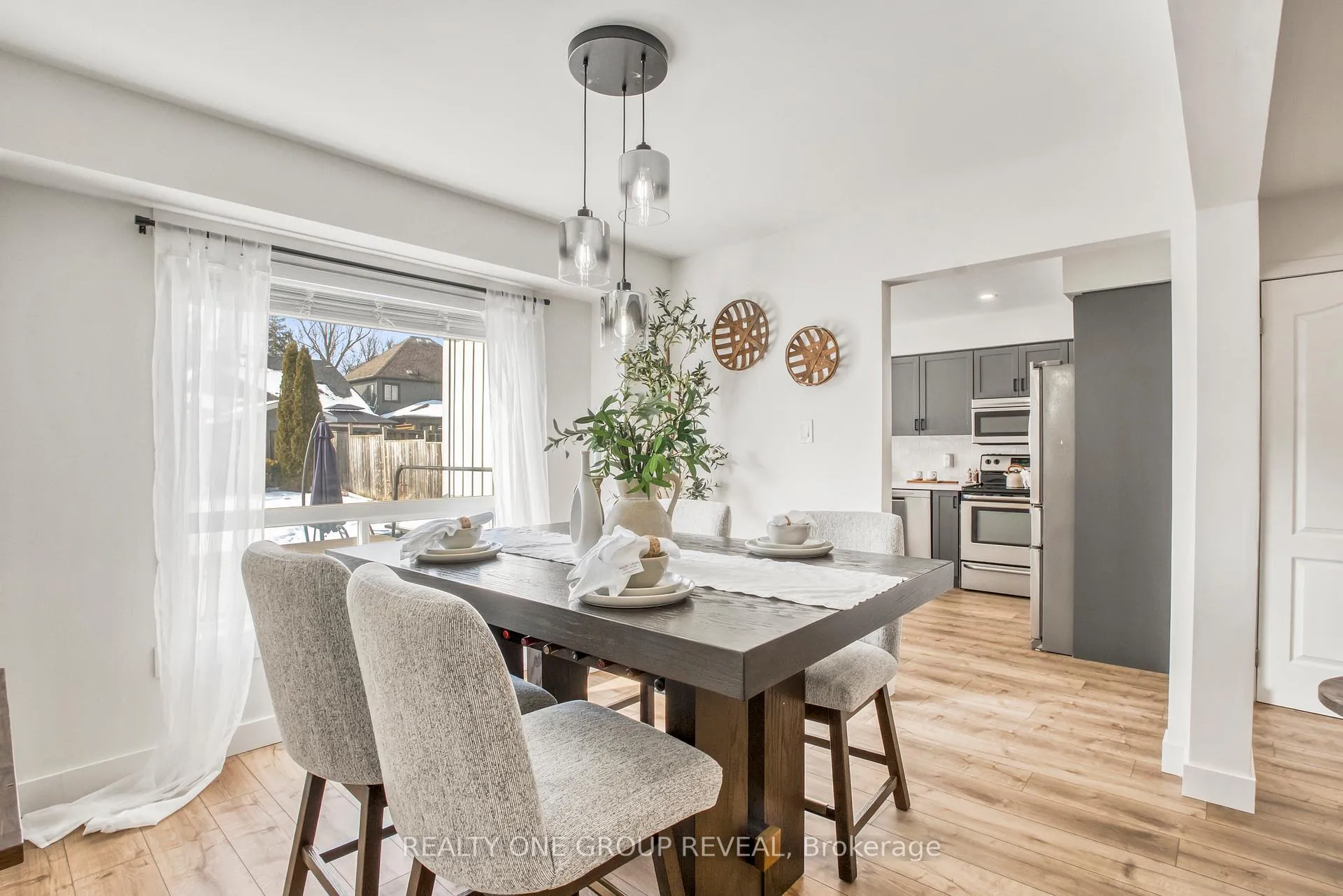Photo 16 of 18 Harmer Drive, Clarington, Newcastle — HOMEH