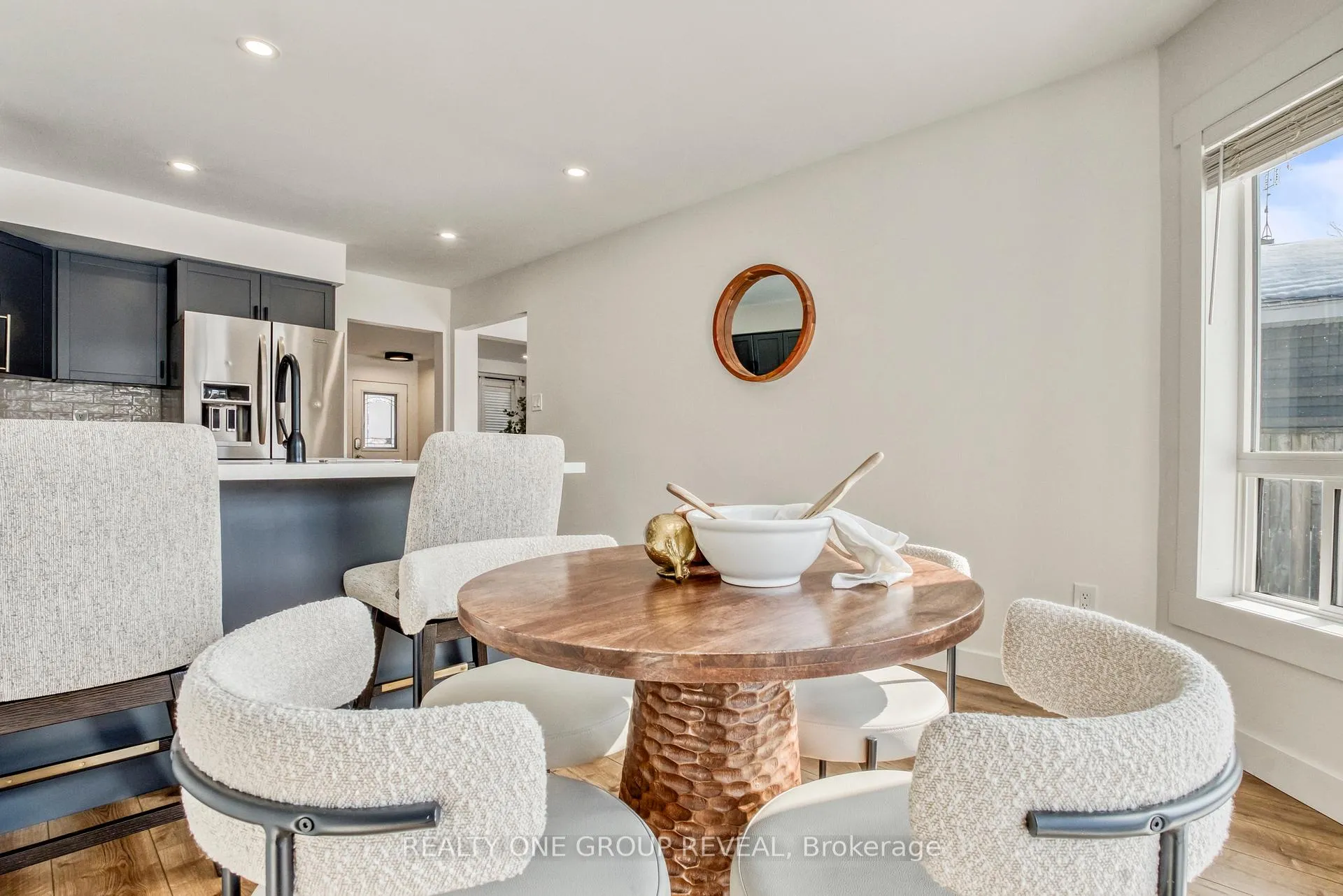 Photo 20 of 18 Harmer Drive, Clarington, Newcastle — HOMEH