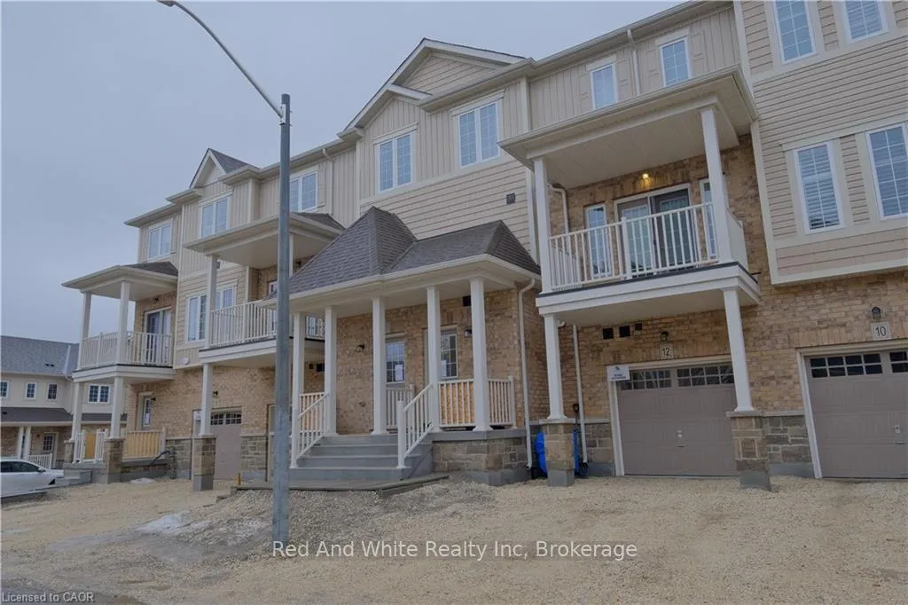 Photo 1 of 12 Roseberry Lane, Kitchener — HOMEH