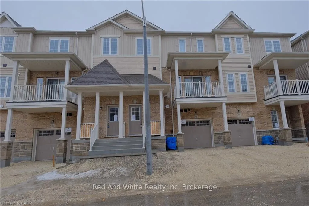 Photo 2 of 12 Roseberry Lane, Kitchener — HOMEH