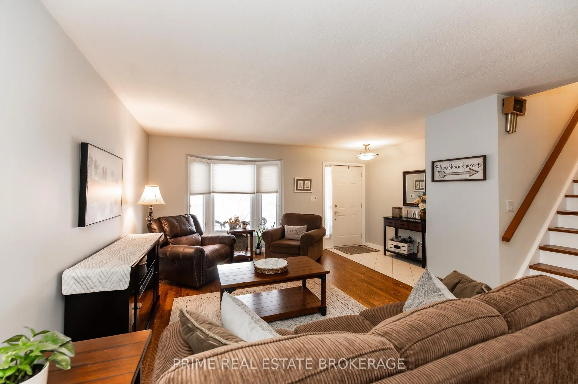 Photo 4 of 16 Timberlane Crescent, Central Elgin, Rural Central Elgin — HOMEH