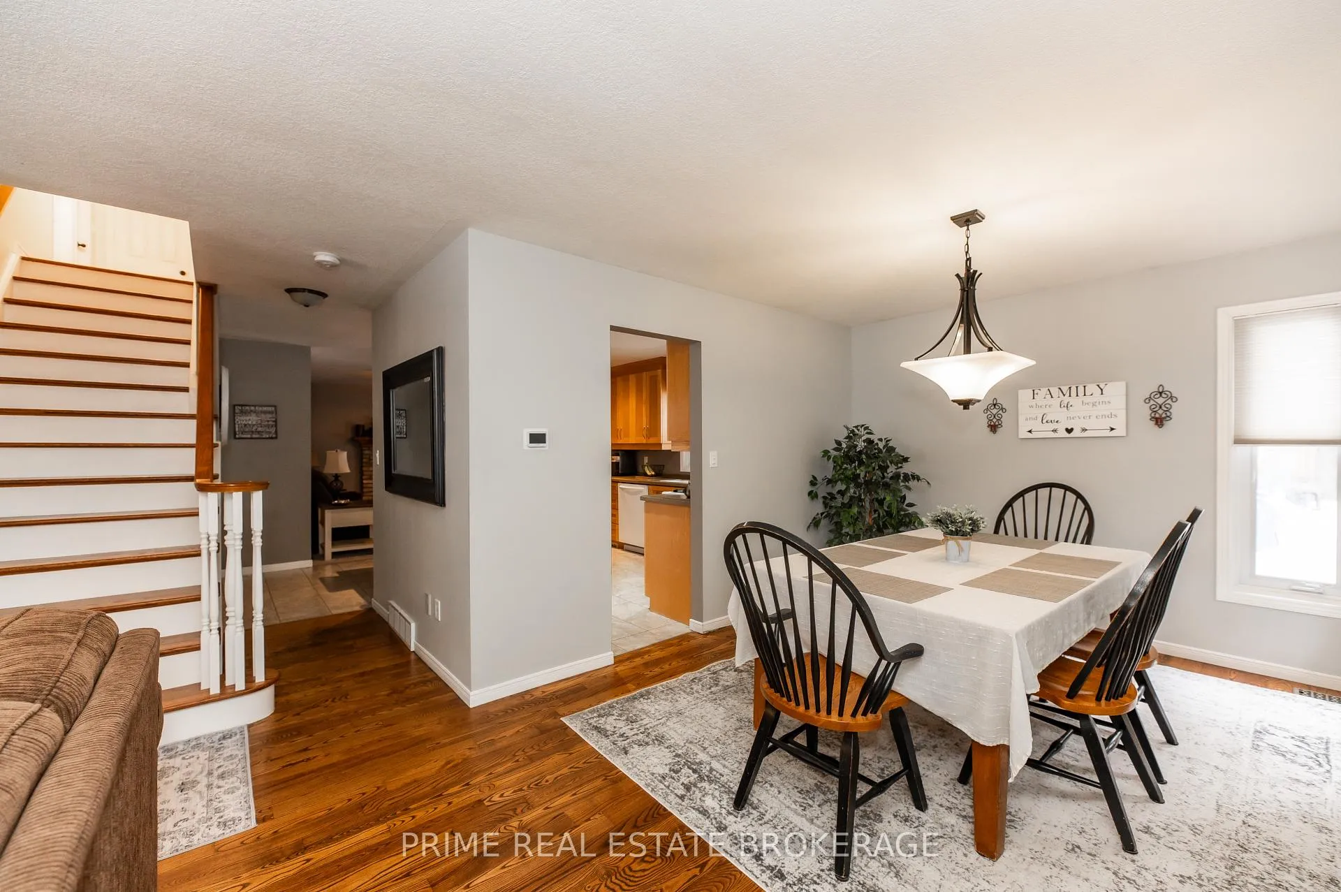 Photo 8 of 16 Timberlane Crescent, Central Elgin, Rural Central Elgin — HOMEH