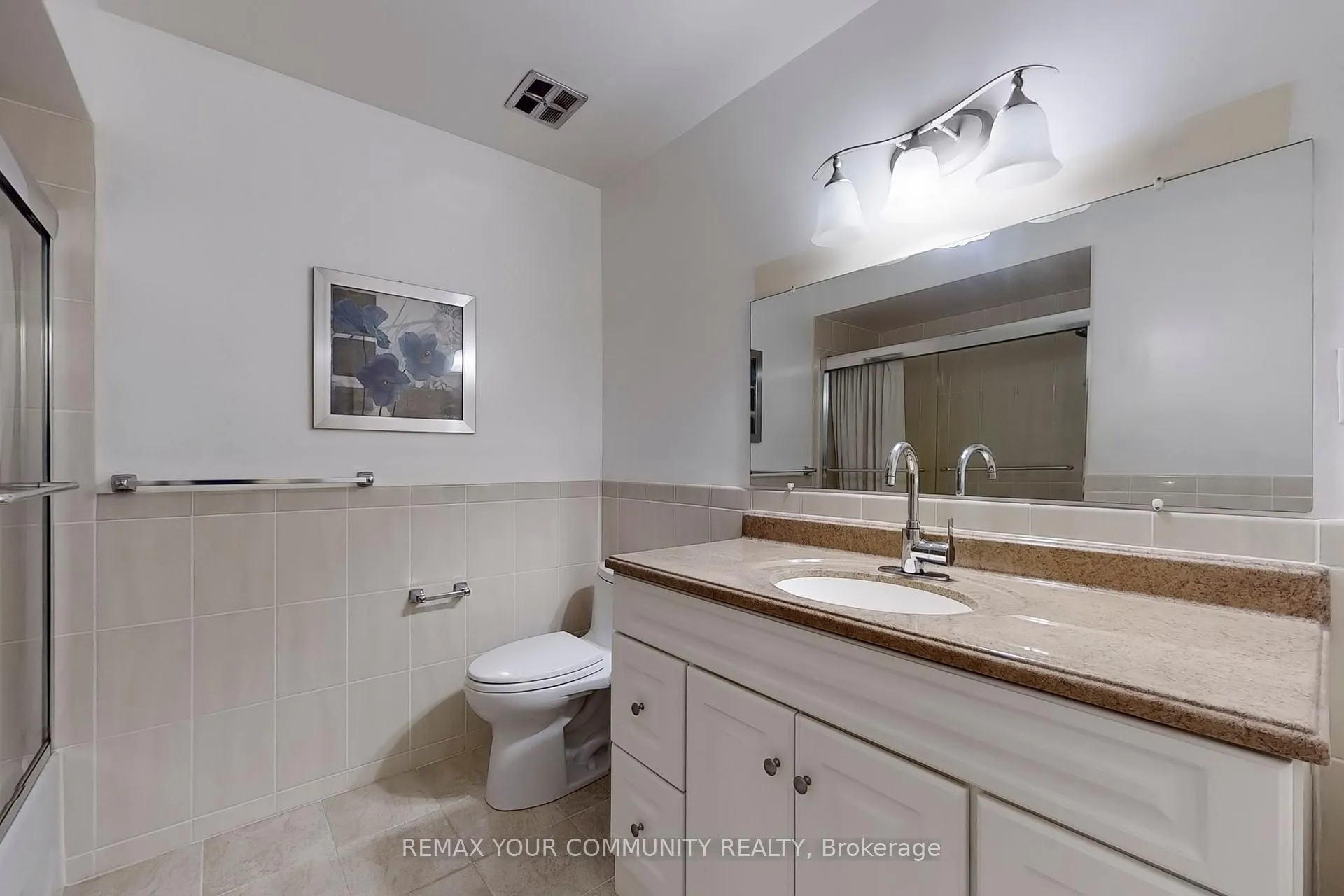 Photo 18 of 37 Marilyn Place, Vaughan, West Woodbridge — HOMEH