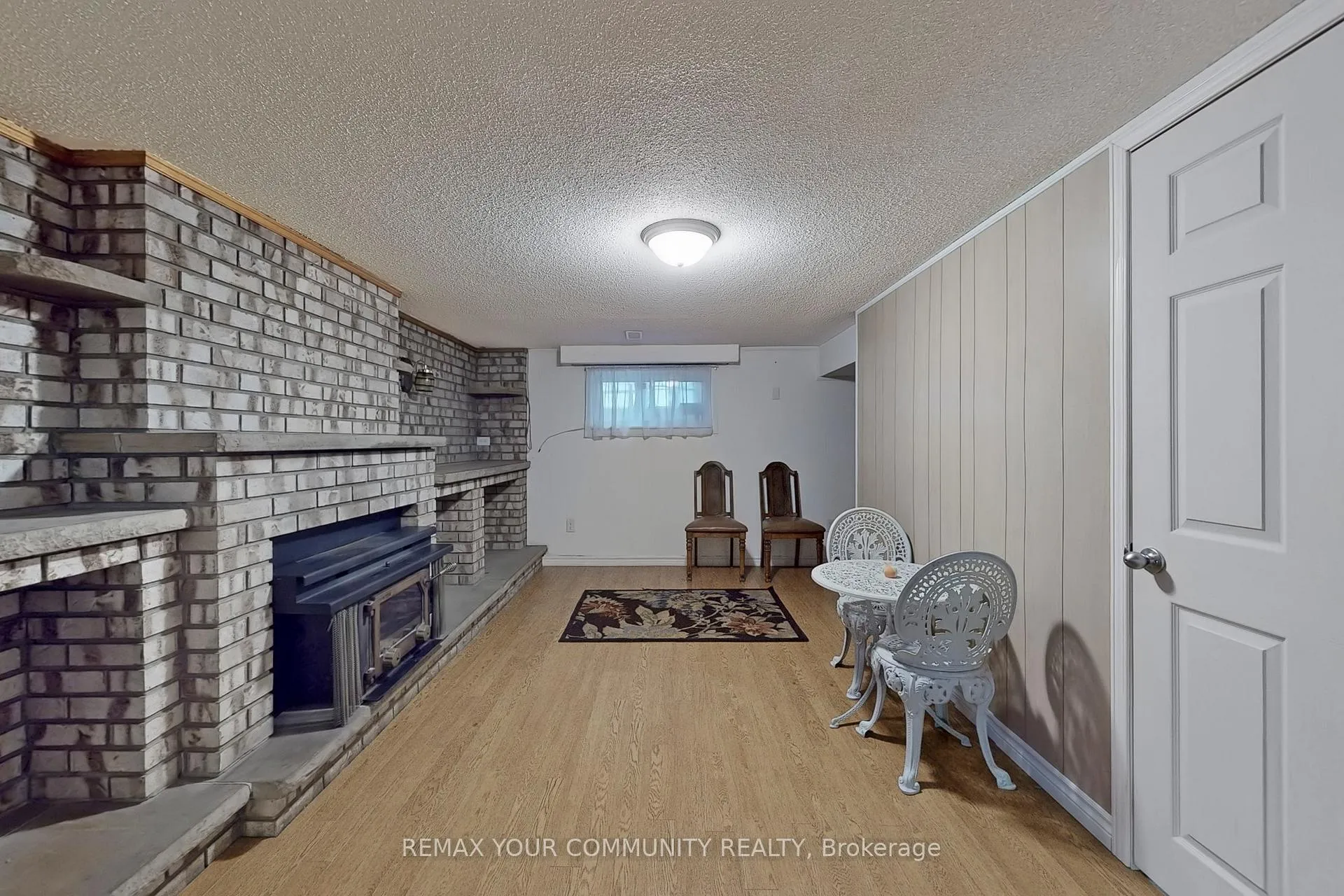 Photo 28 of 37 Marilyn Place, Vaughan, West Woodbridge — HOMEH