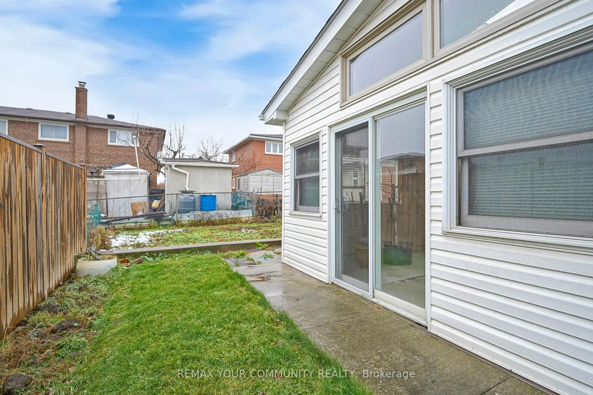 Photo 40 of 37 Marilyn Place, Vaughan, West Woodbridge — HOMEH