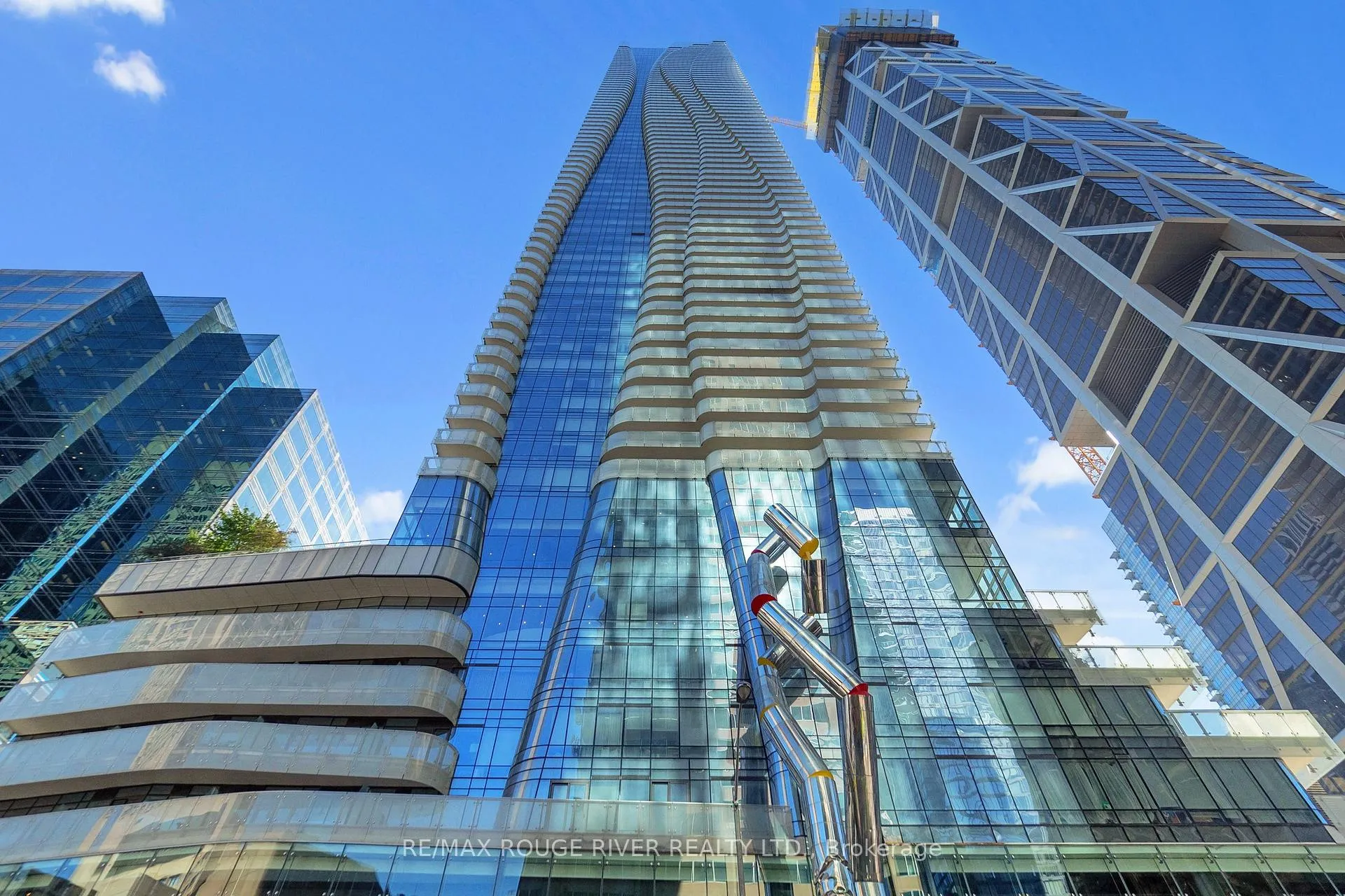 Front of Unit 3211, 1 Bloor Street E