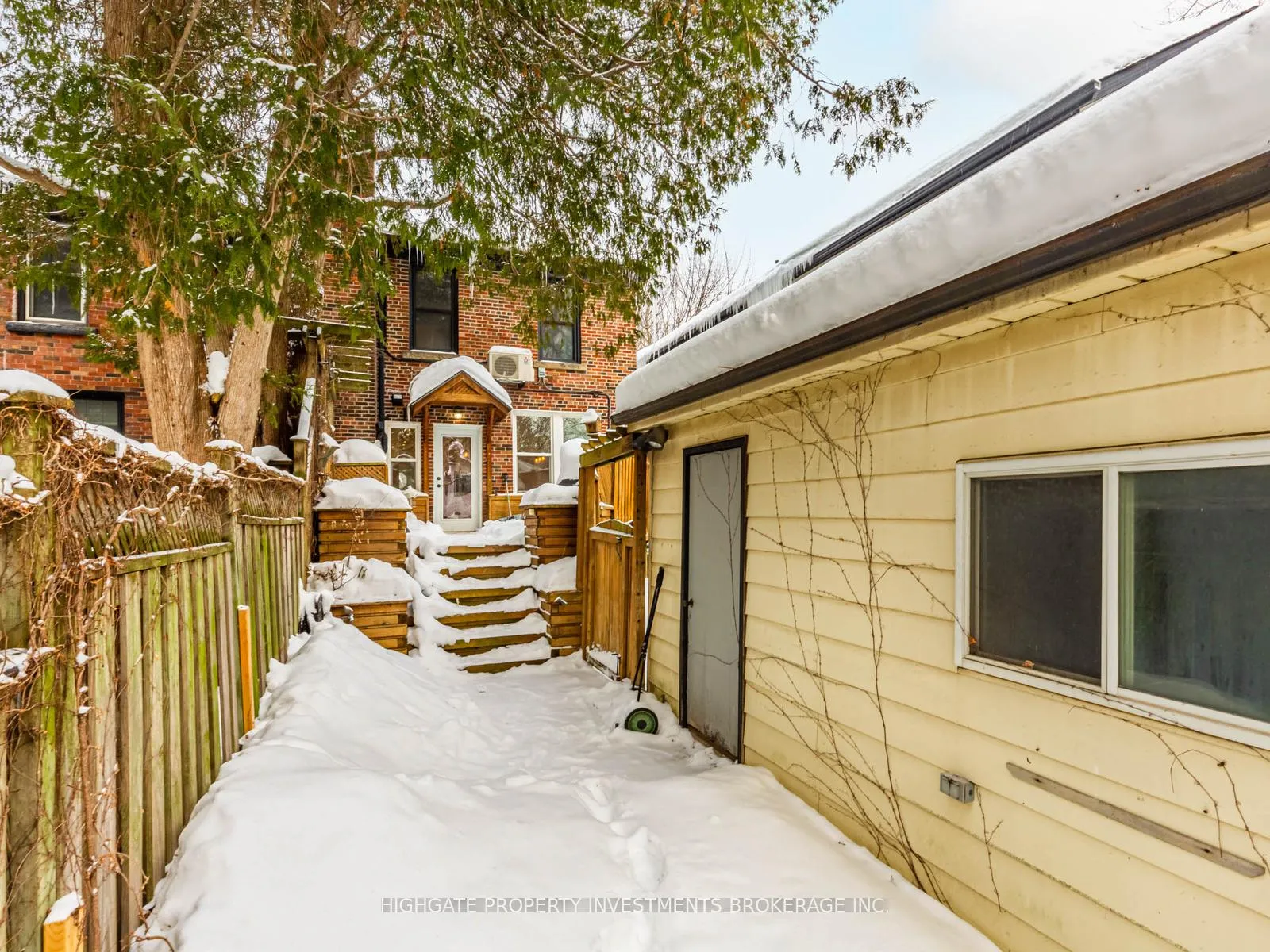 Photo 32 of 179 Castlefield Avenue, Toronto, Yonge-Eglinton — HOMEH