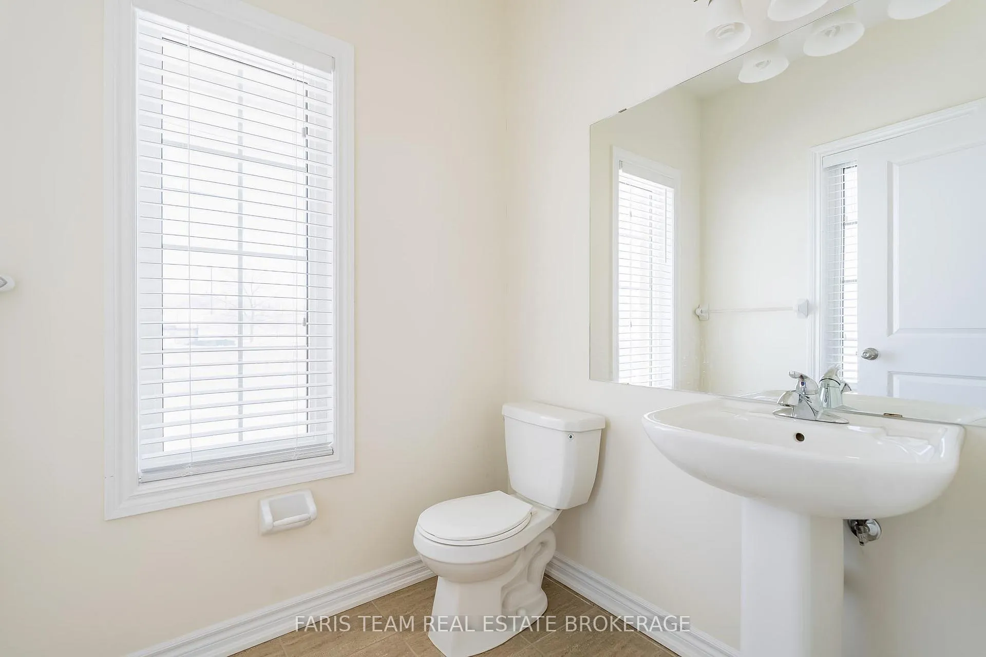 Photo 15 of 41 Diana Drive, Orillia — HOMEH