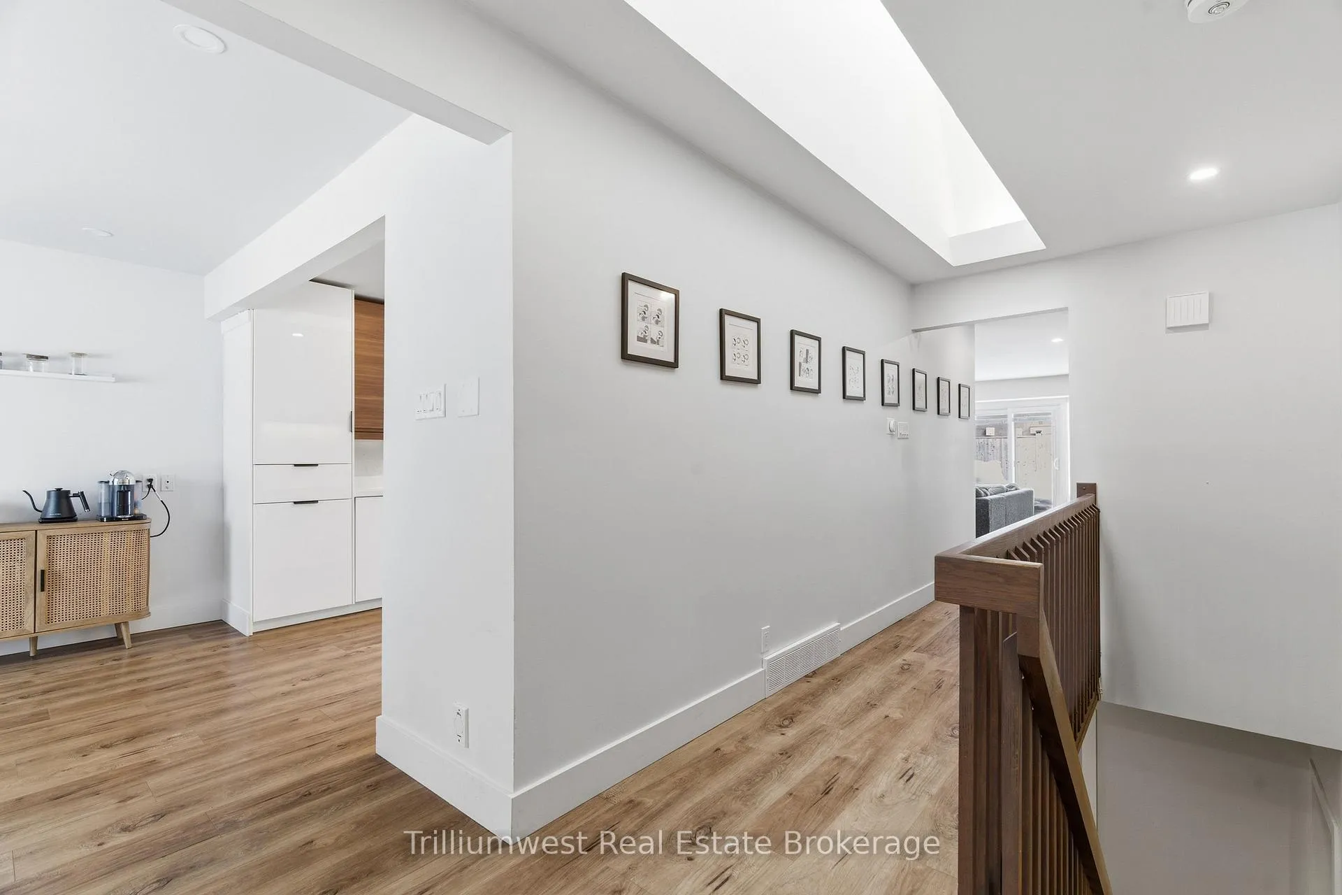 Photo 5 of 88 Old Forest Crescent, Kitchener — HOMEH