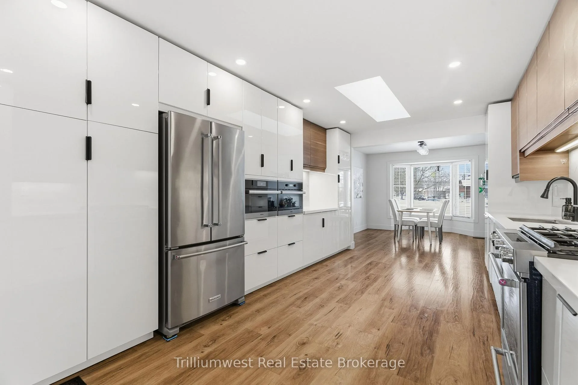Photo 10 of 88 Old Forest Crescent, Kitchener — HOMEH
