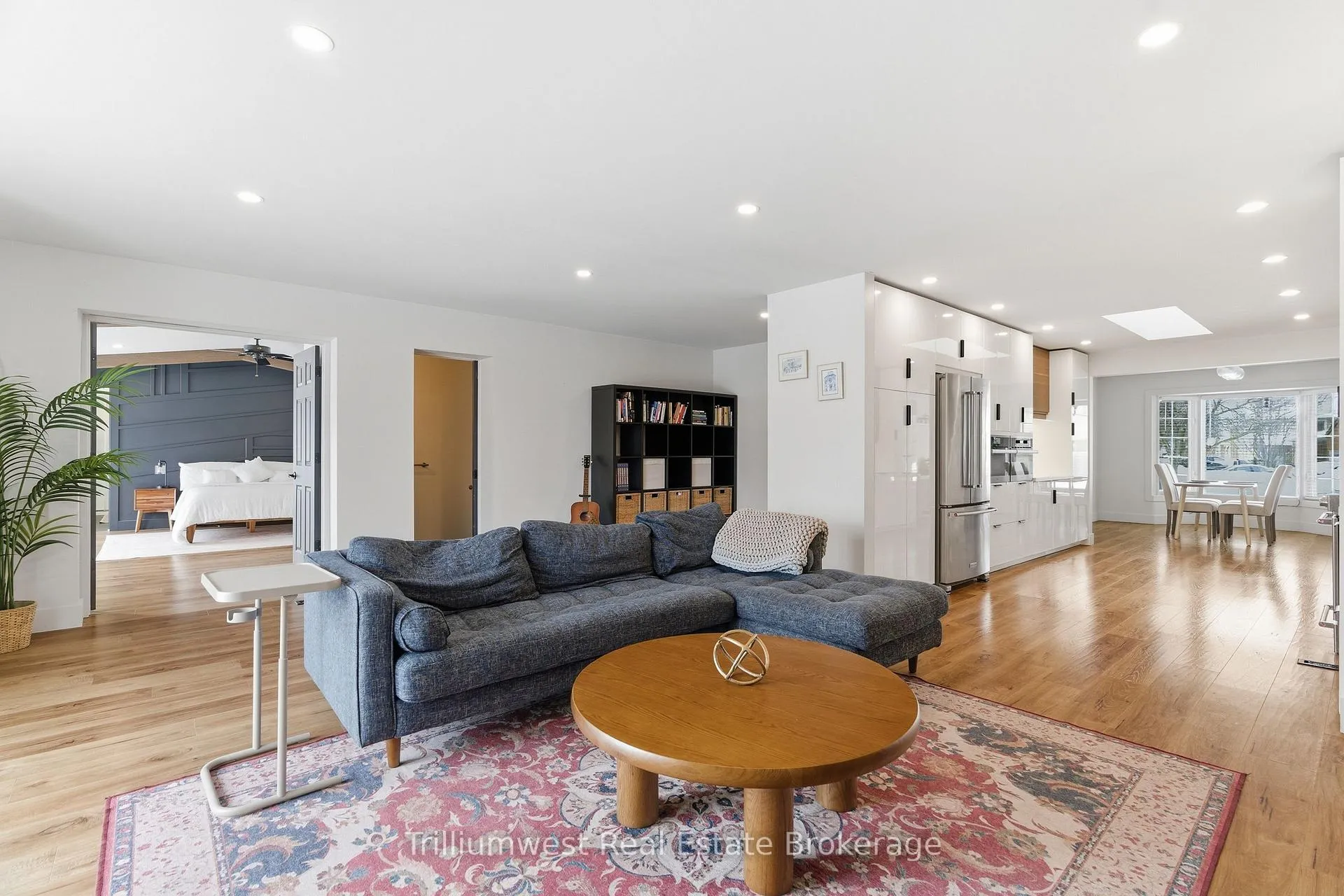 Photo 13 of 88 Old Forest Crescent, Kitchener — HOMEH