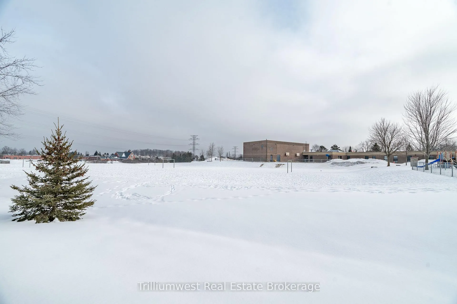 Photo 42 of 88 Old Forest Crescent, Kitchener — HOMEH