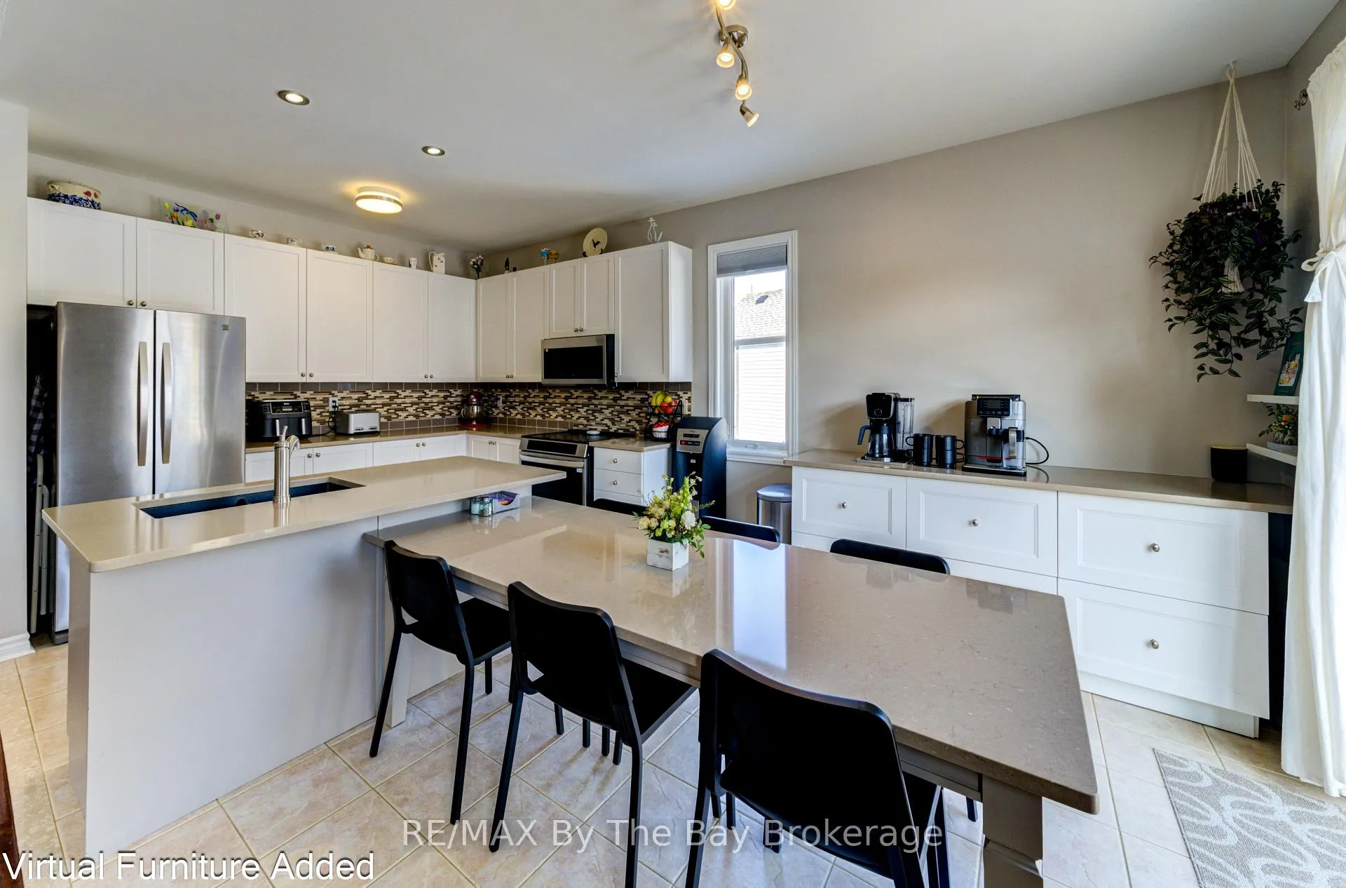 Photo 10 of 159 41st Street S, Wasaga Beach — HOMEH