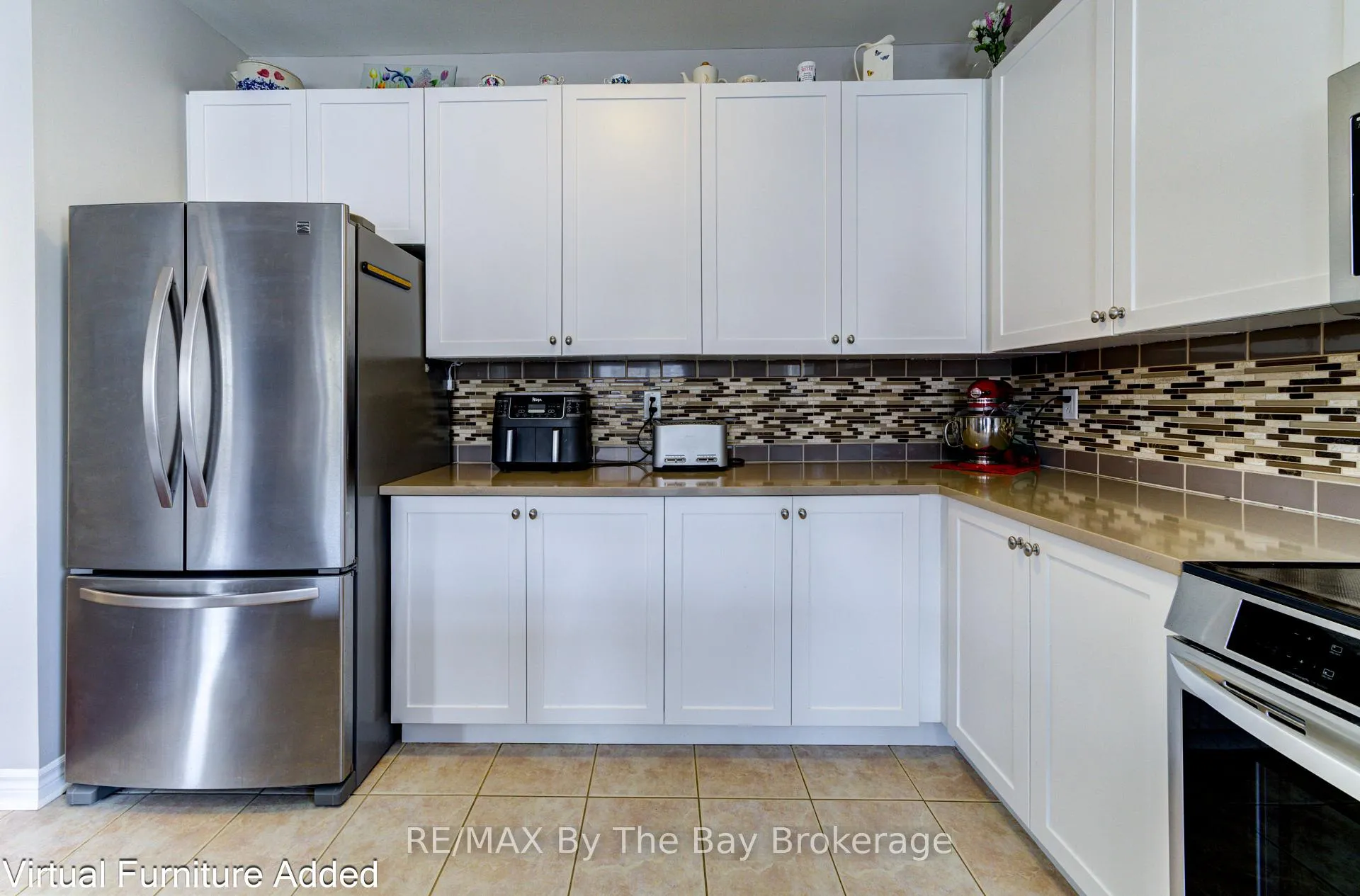 Photo 11 of 159 41st Street S, Wasaga Beach — HOMEH