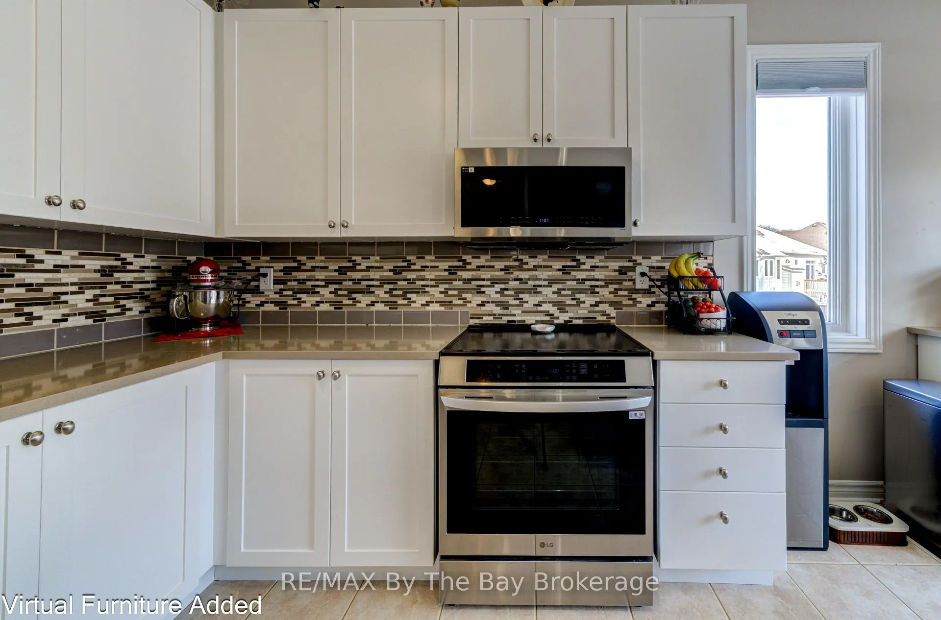 Photo 12 of 159 41st Street S, Wasaga Beach — HOMEH