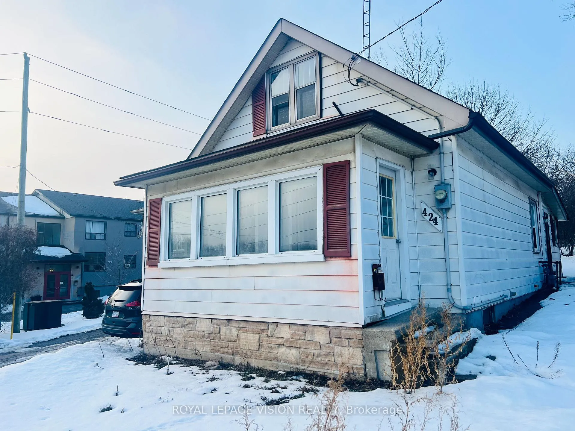 Photo 3 of 424 Bloor Street E, Oshawa, Lakeview — HOMEH
