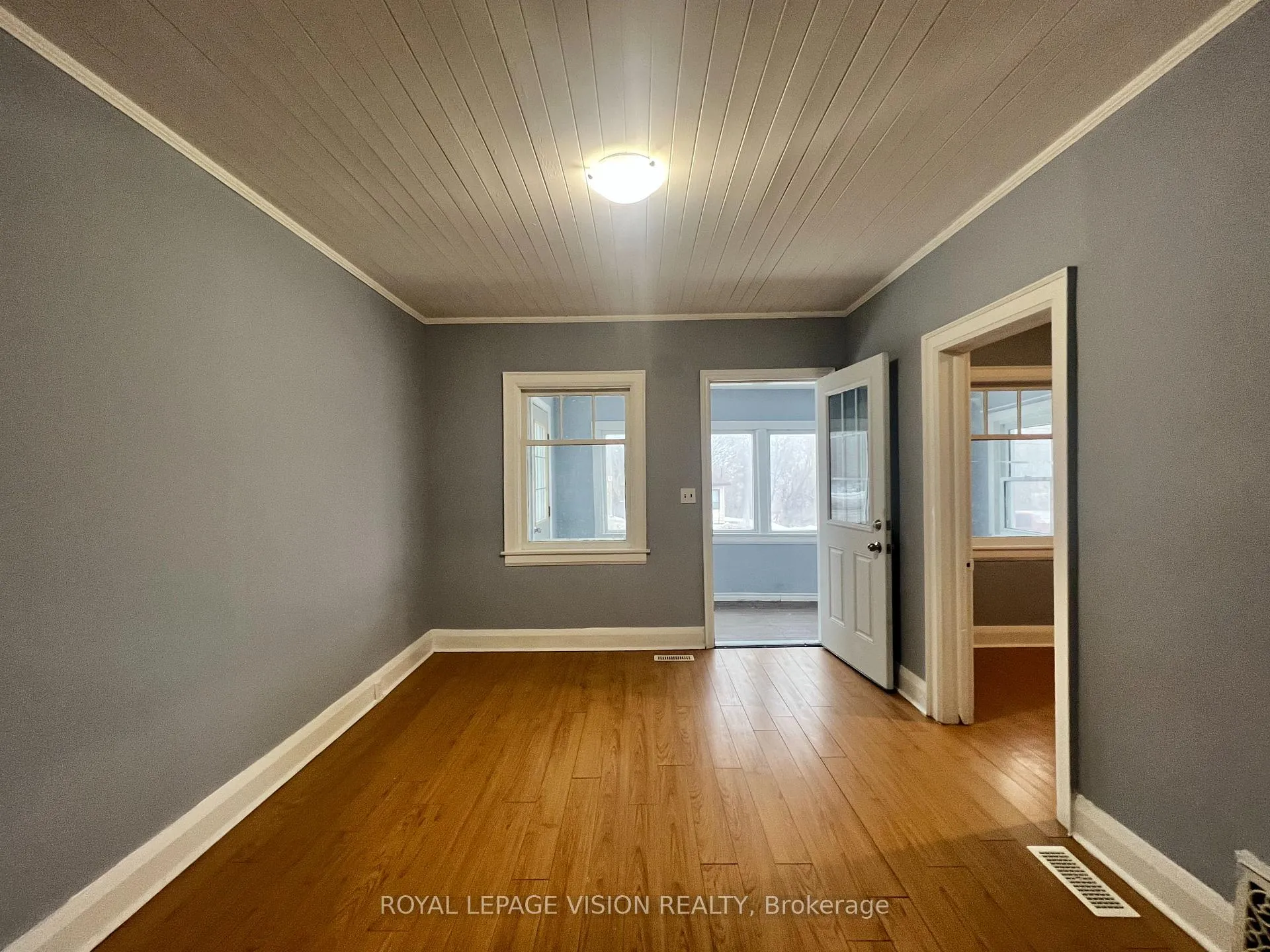 Photo 7 of 424 Bloor Street E, Oshawa, Lakeview — HOMEH