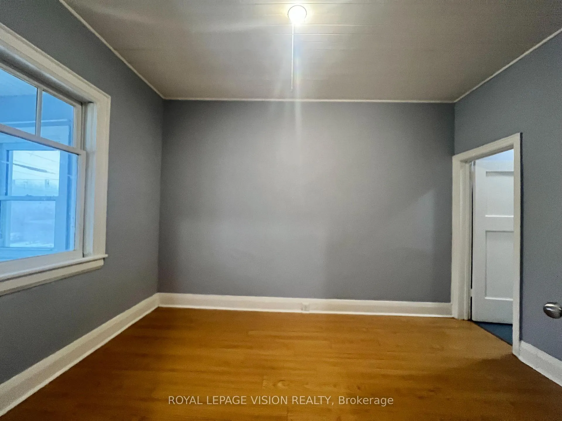 Photo 14 of 424 Bloor Street E, Oshawa, Lakeview — HOMEH