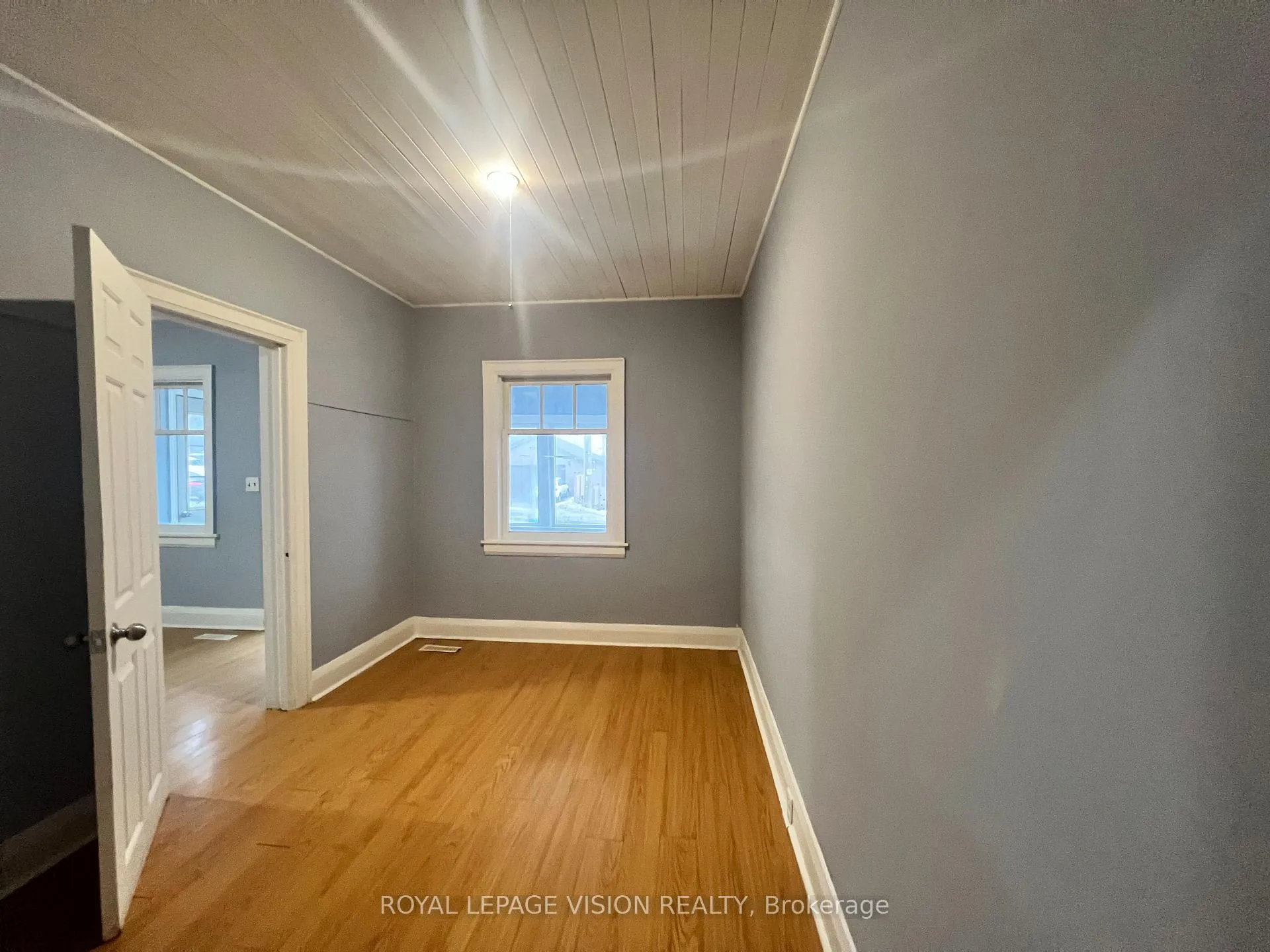 Photo 15 of 424 Bloor Street E, Oshawa, Lakeview — HOMEH