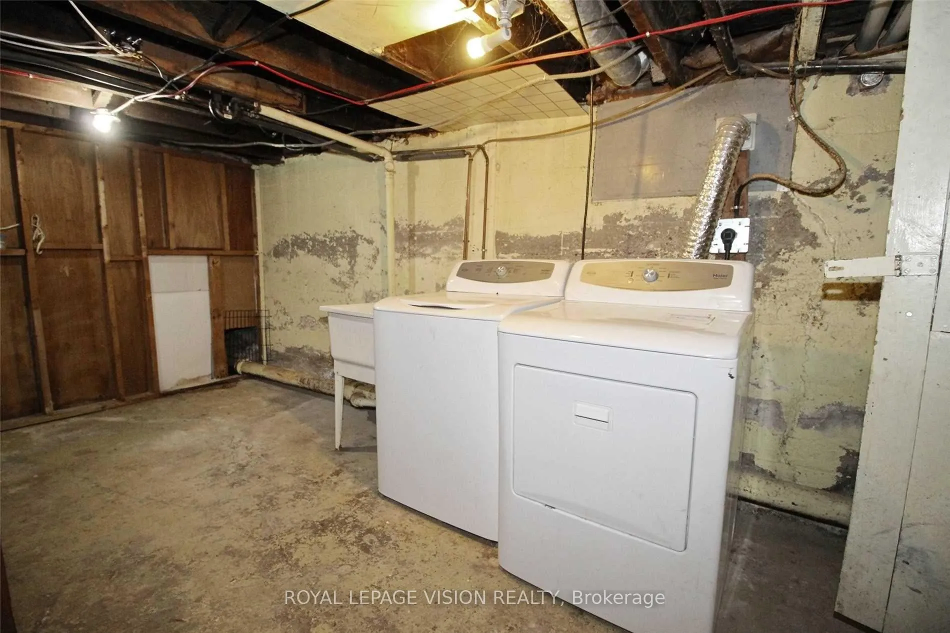 Photo 36 of 424 Bloor Street E, Oshawa, Lakeview — HOMEH