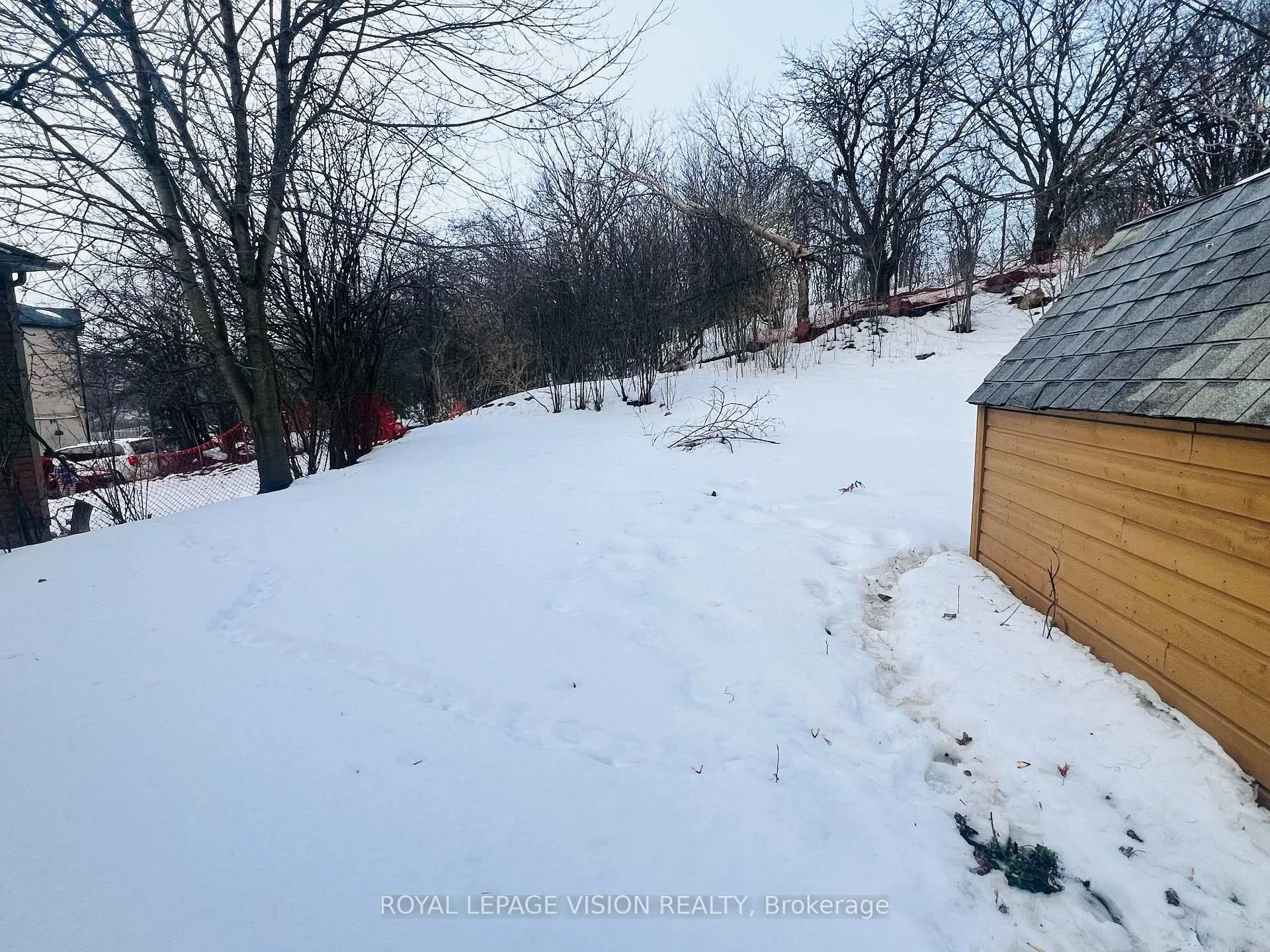 Photo 38 of 424 Bloor Street E, Oshawa, Lakeview — HOMEH